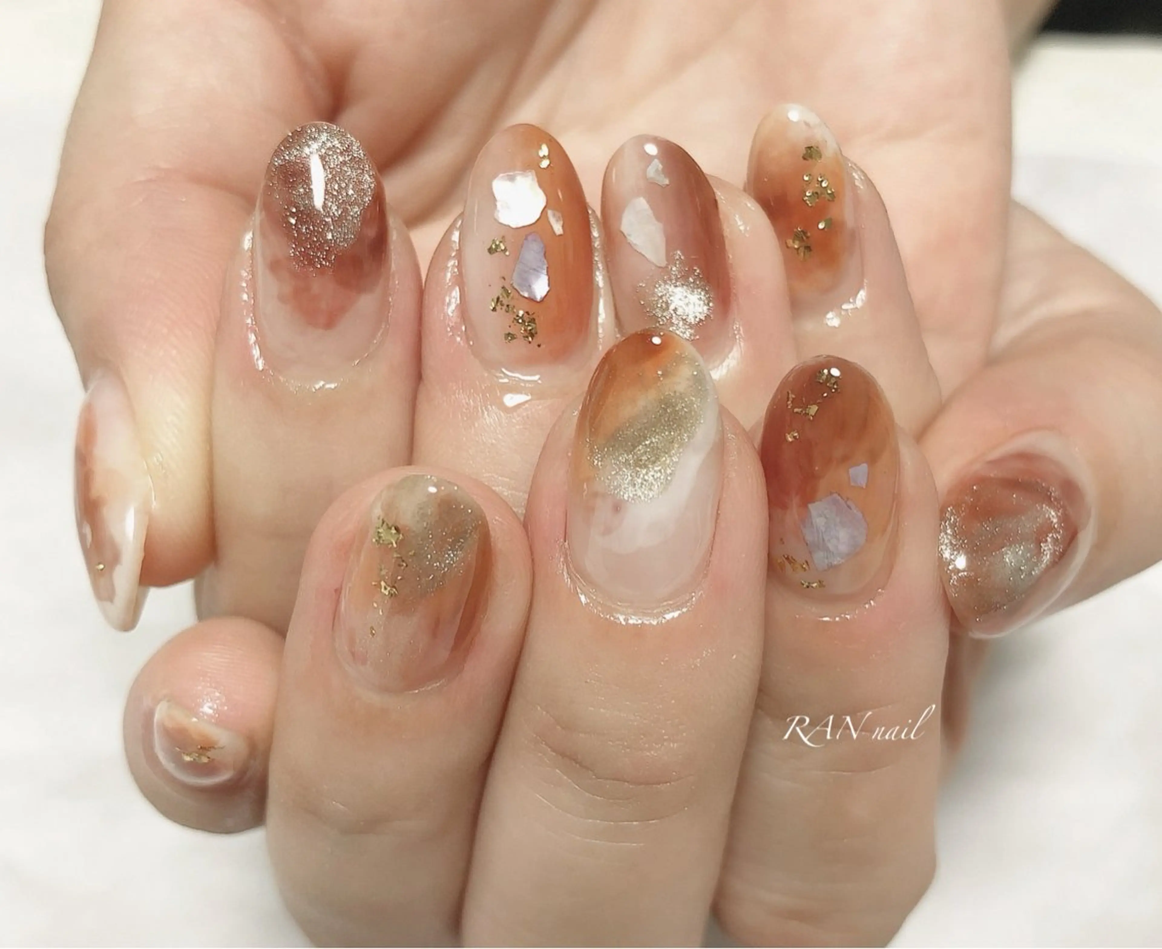 ネイル アートネイル 成人式 ゴールド マグネットネイル マットネイル ハンドネイル フットネイル RAN nail 〜ランネイル〜所属・RAN nailのネイルデザイン