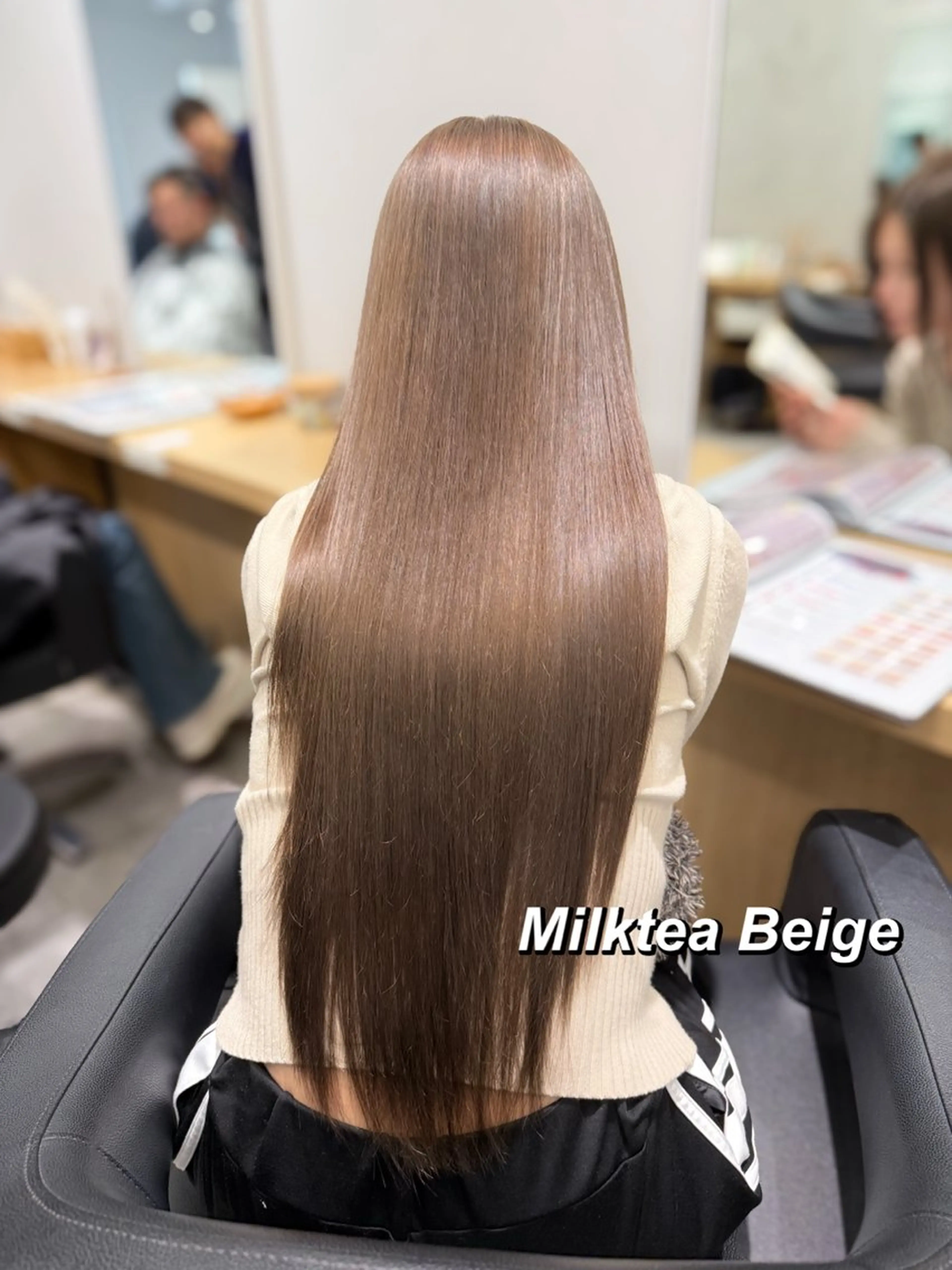 カラー ベージュカラー ブリーチ ミルクティーベージュ ヘアカラー トリートメント 巻ける髪質改善🫧ハ イライト/永田汰伊智のヘアスタイル