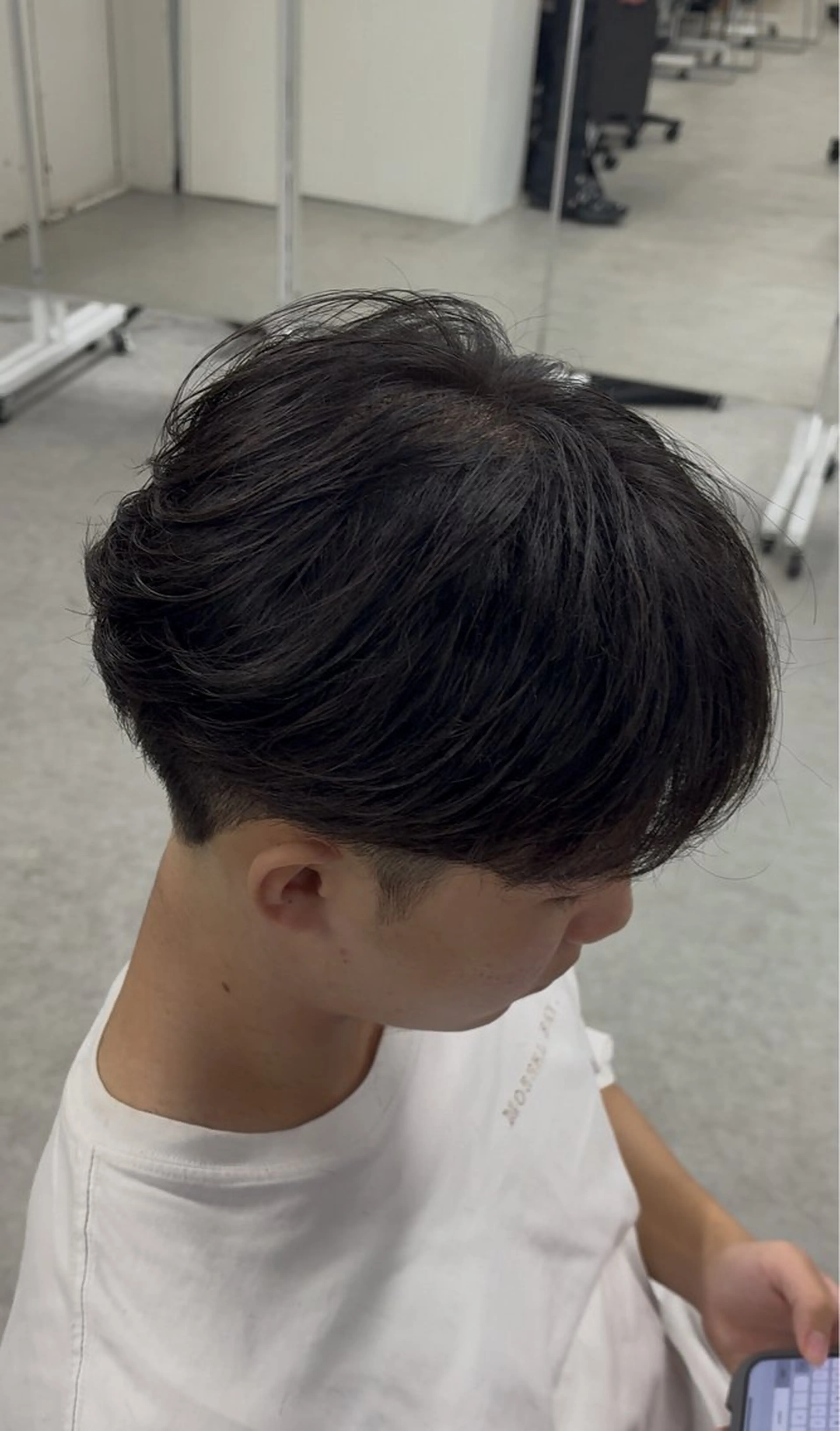 パーマ メンズ センターパート フェザーパーマ メンズハイライト メンズメッシュ マッシュ センターパート/フェ ザー🔥SHUYAのヘアスタイル