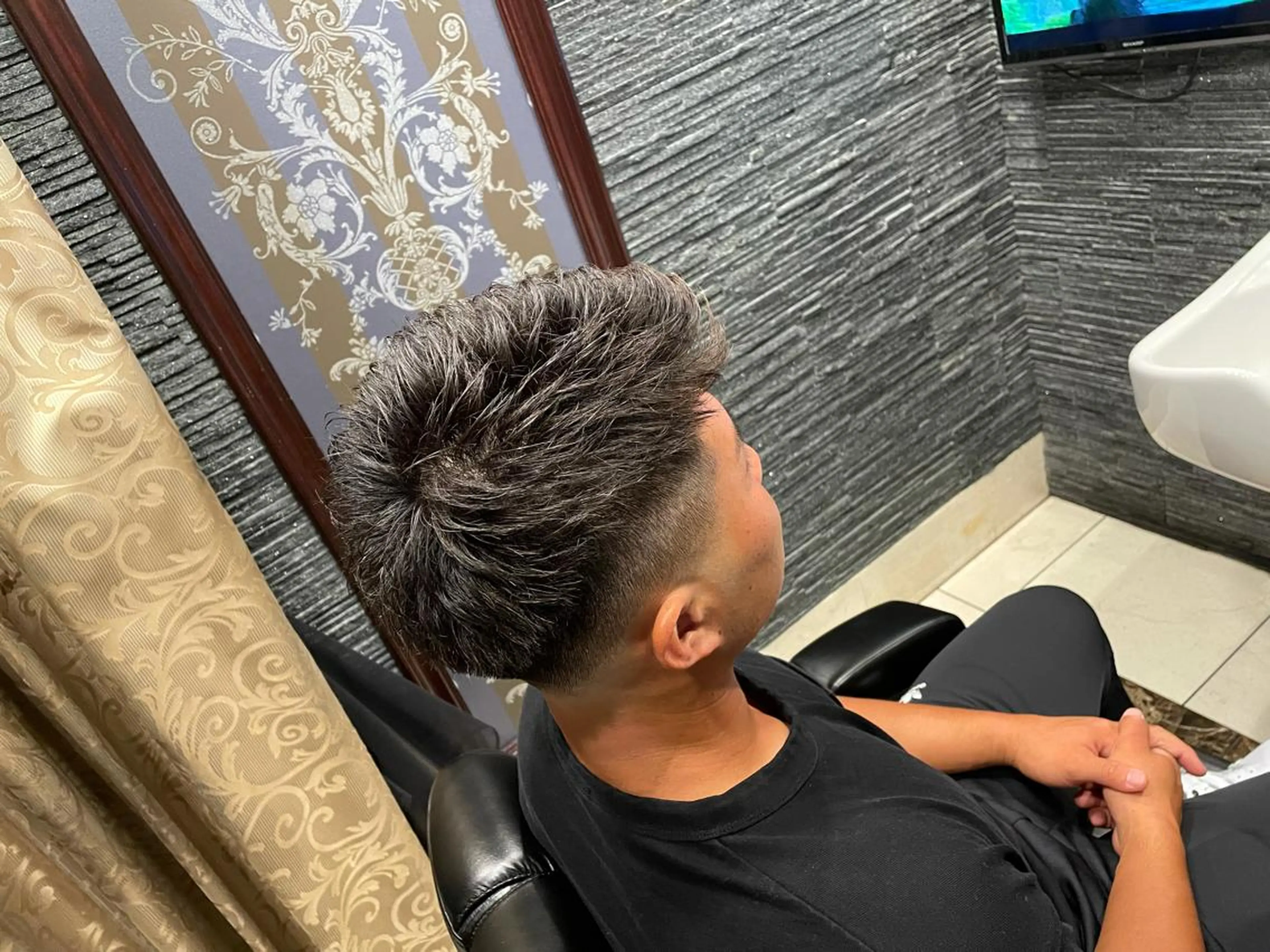 ショート 中越 仁一郎のヘアスタイル