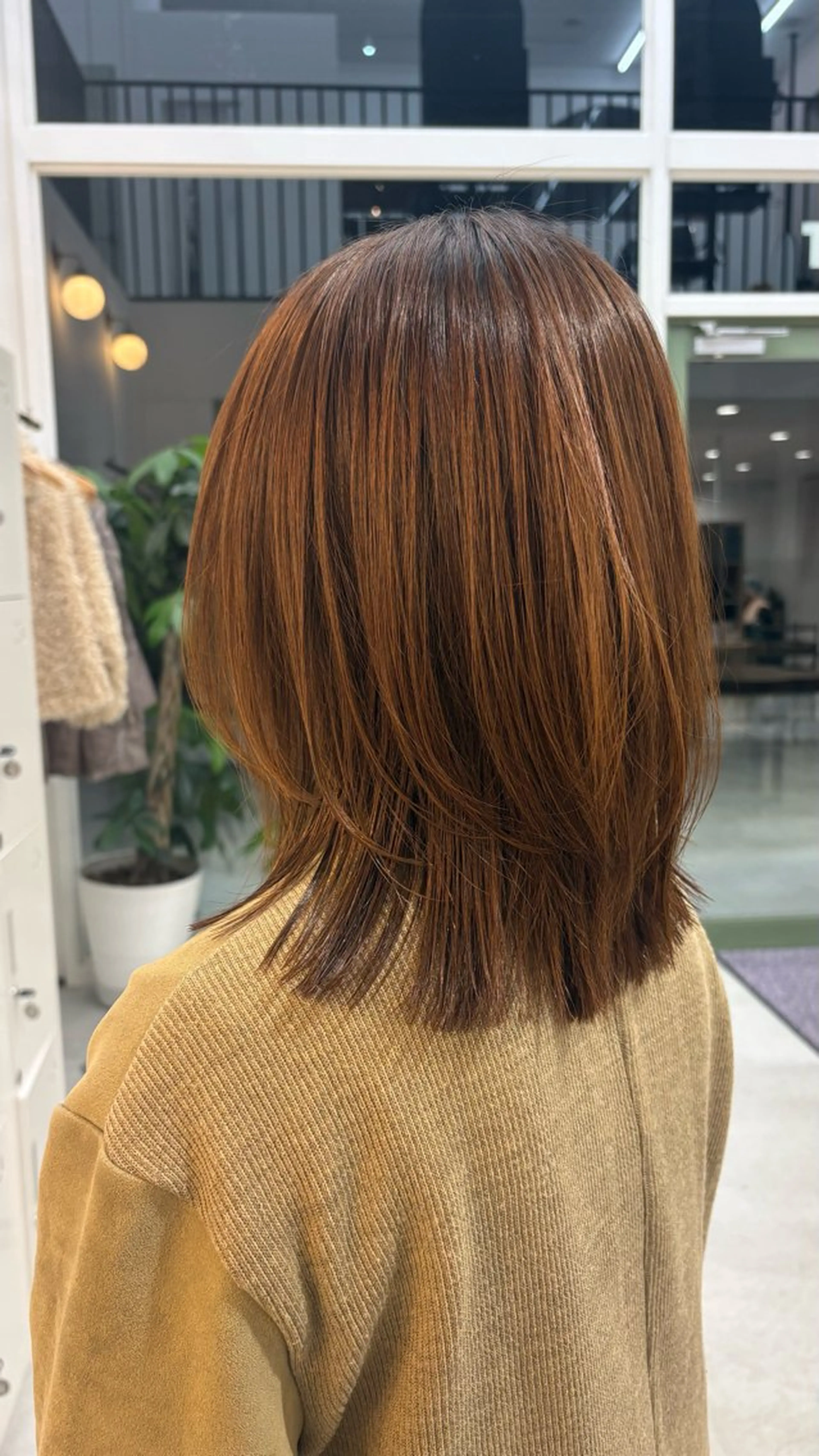 ミディアム 彦坂 柚羽のヘアスタイル