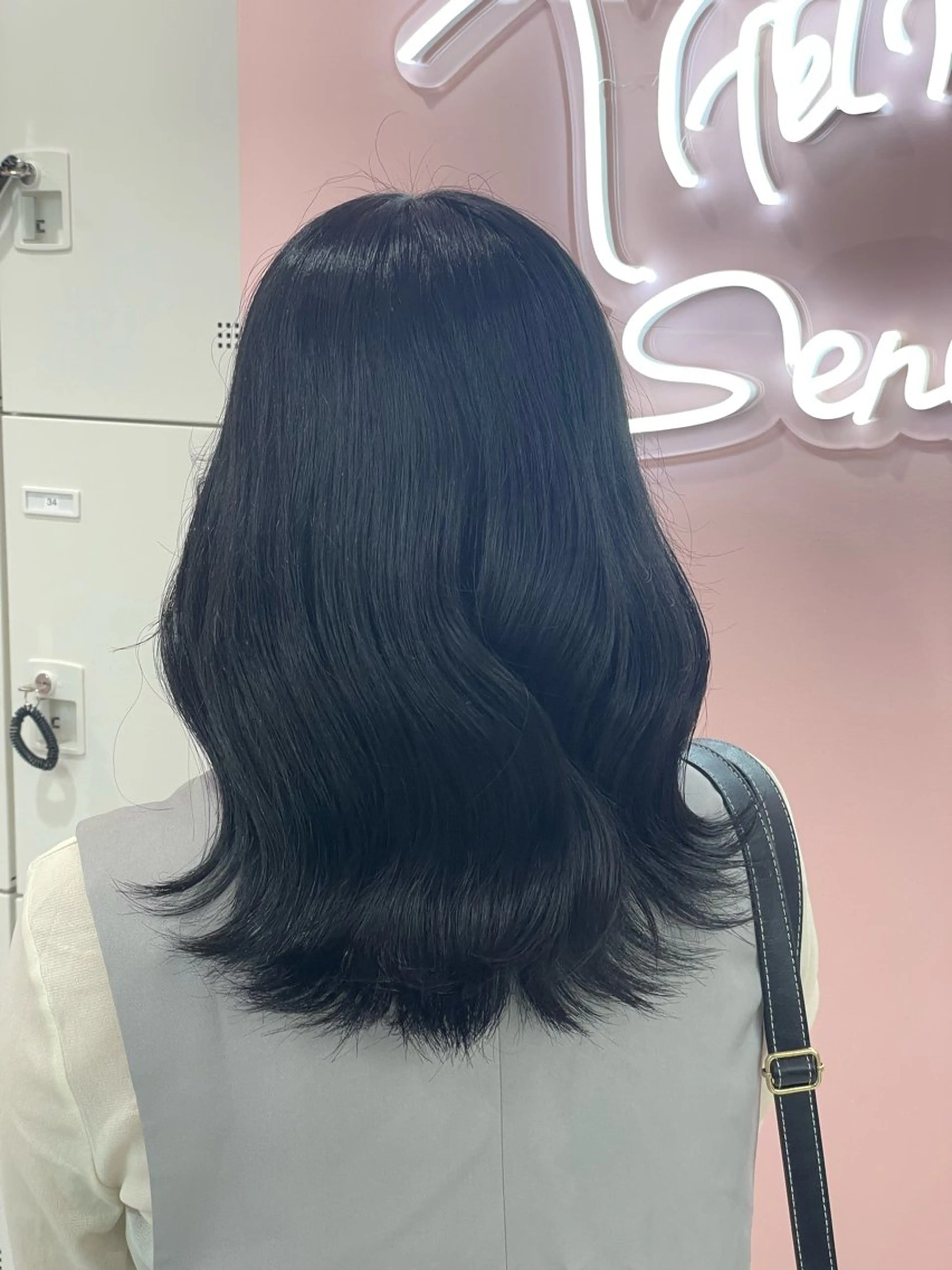 セミロング カラー ヘアカラー ヘアセット Wカラー/暖色/べ ージュりく©︎🐝のヘアスタイル