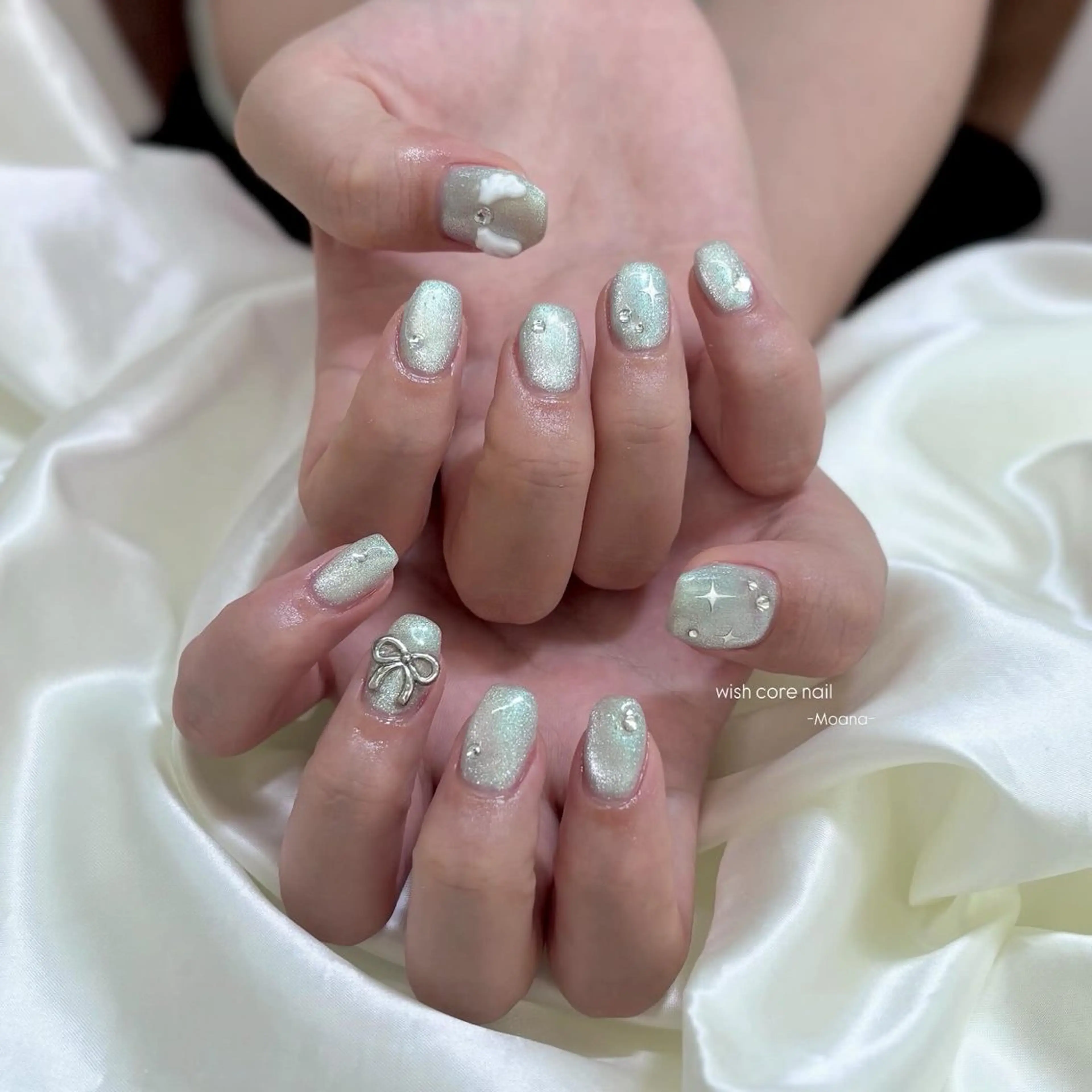 ネイル グリーン 韓国ネイル マグネットネイル Moana nail Hiyoriのネイルデザイン