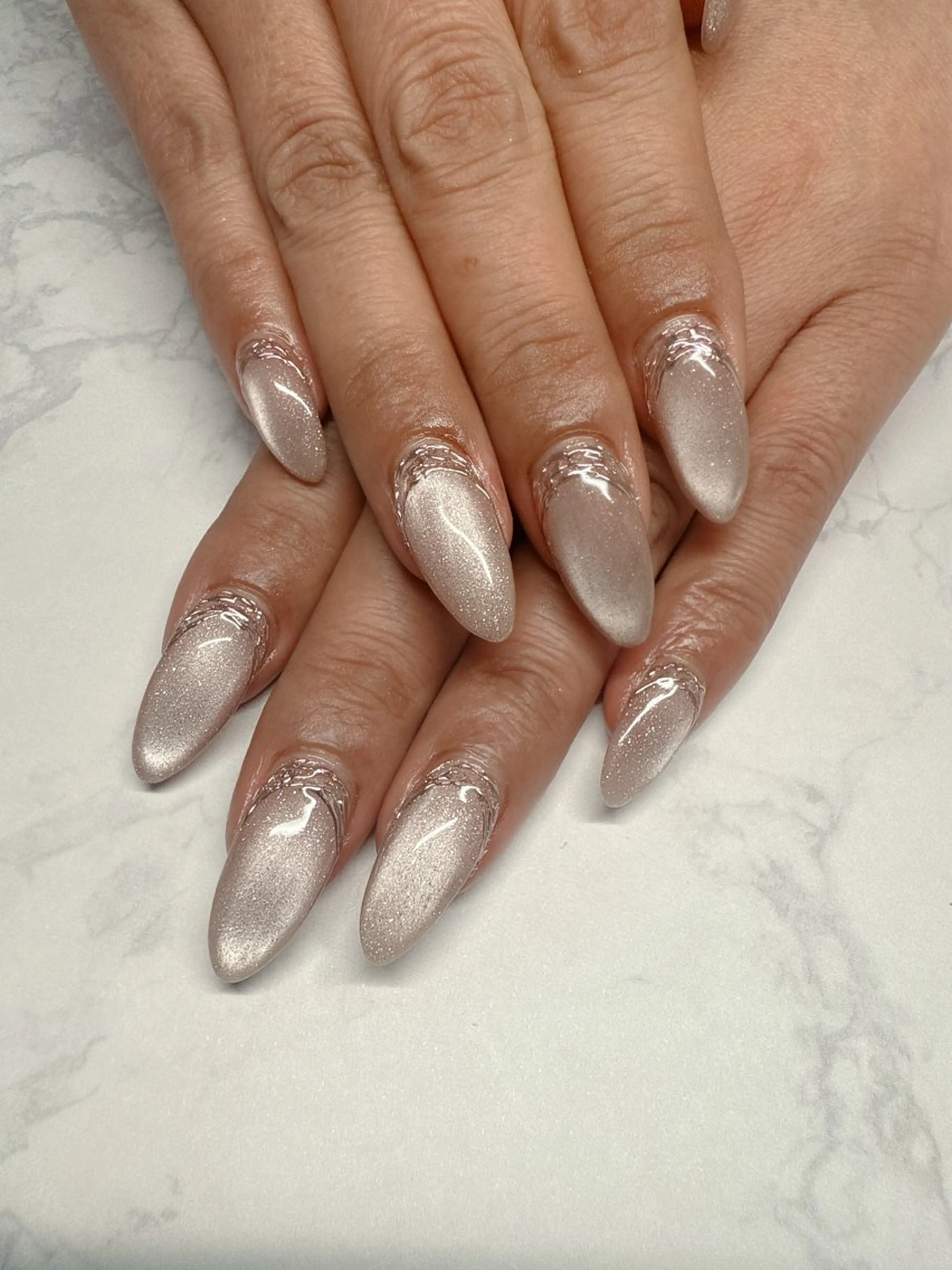 ネイル アートネイル 長さ出し マグネットネイル ミラーネイル ハンドネイル nailist SATO【銀座】のネイルデザイン