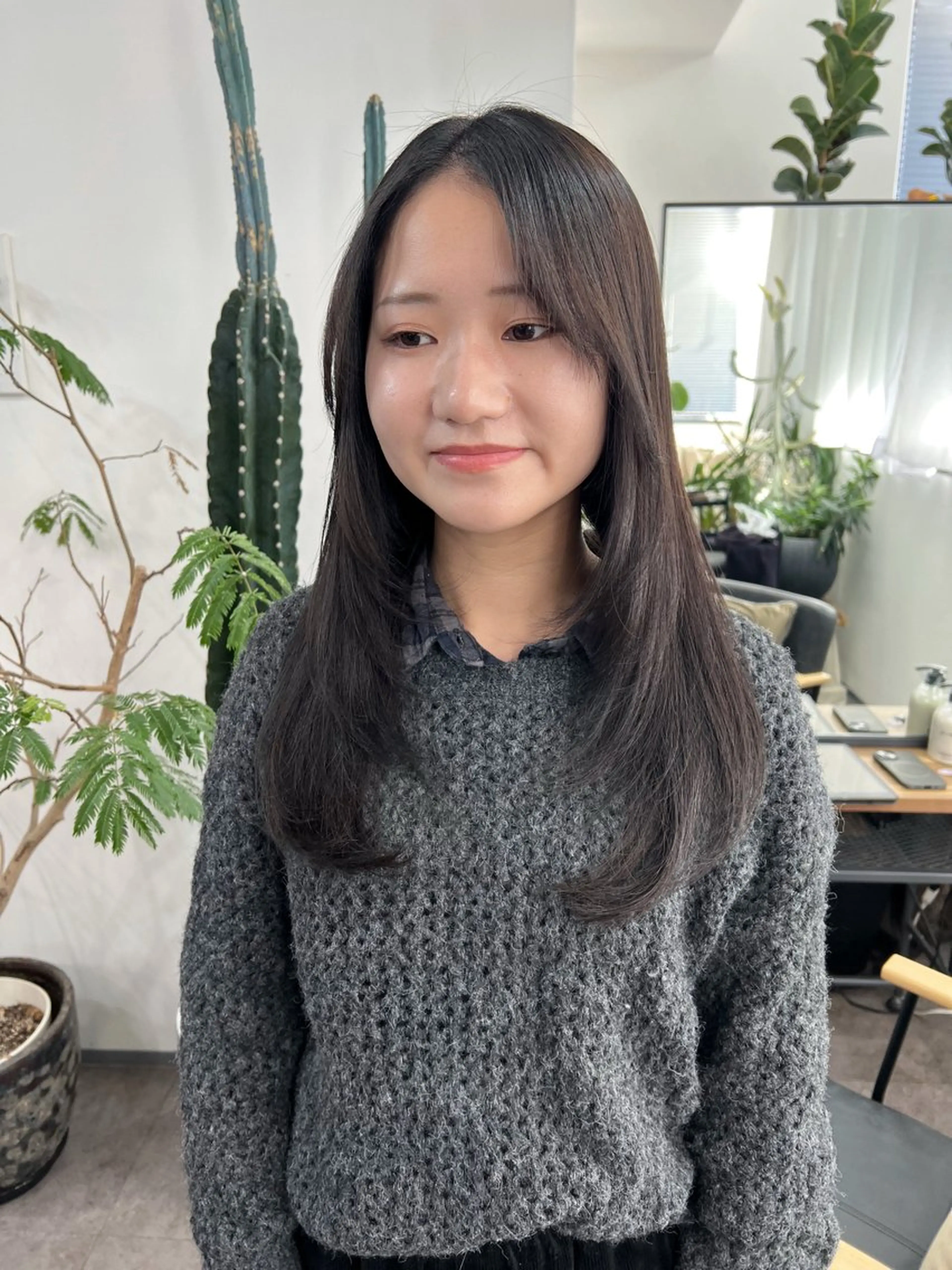 セミロング note所属・💗hikaru💗 透明感カラーのヘアスタイル