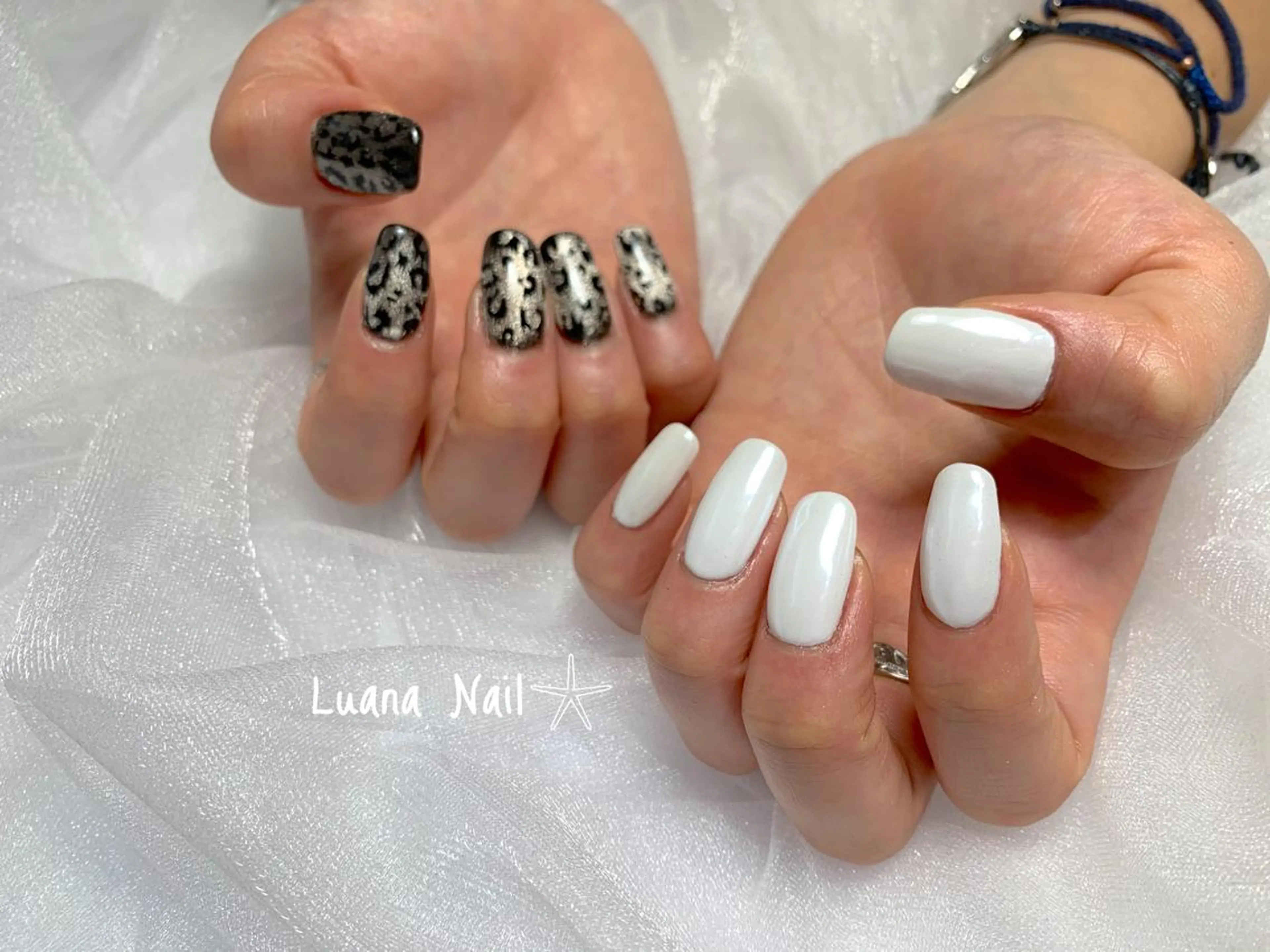 ネイル ミラーネイル ホワイト ハンドネイル BeauJu by Luana Nail所属・BeauJu by Luana Nailのネイルデザイン