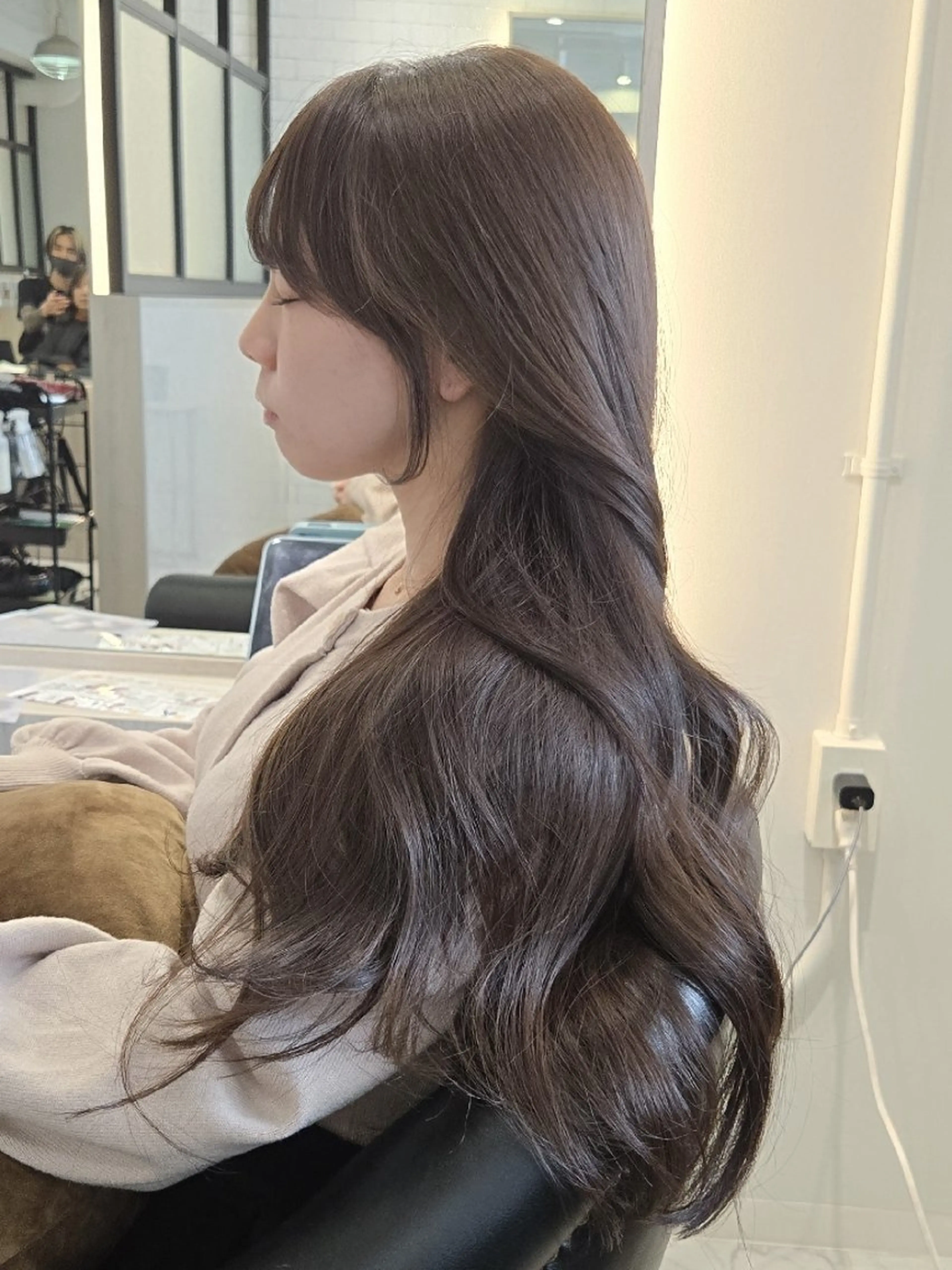 ロング カラー カット ヘアカラー トリートメント &chaLme   心斎橋所属・emi/髪質改善/ 韓国風/艶カラーのヘアスタイル