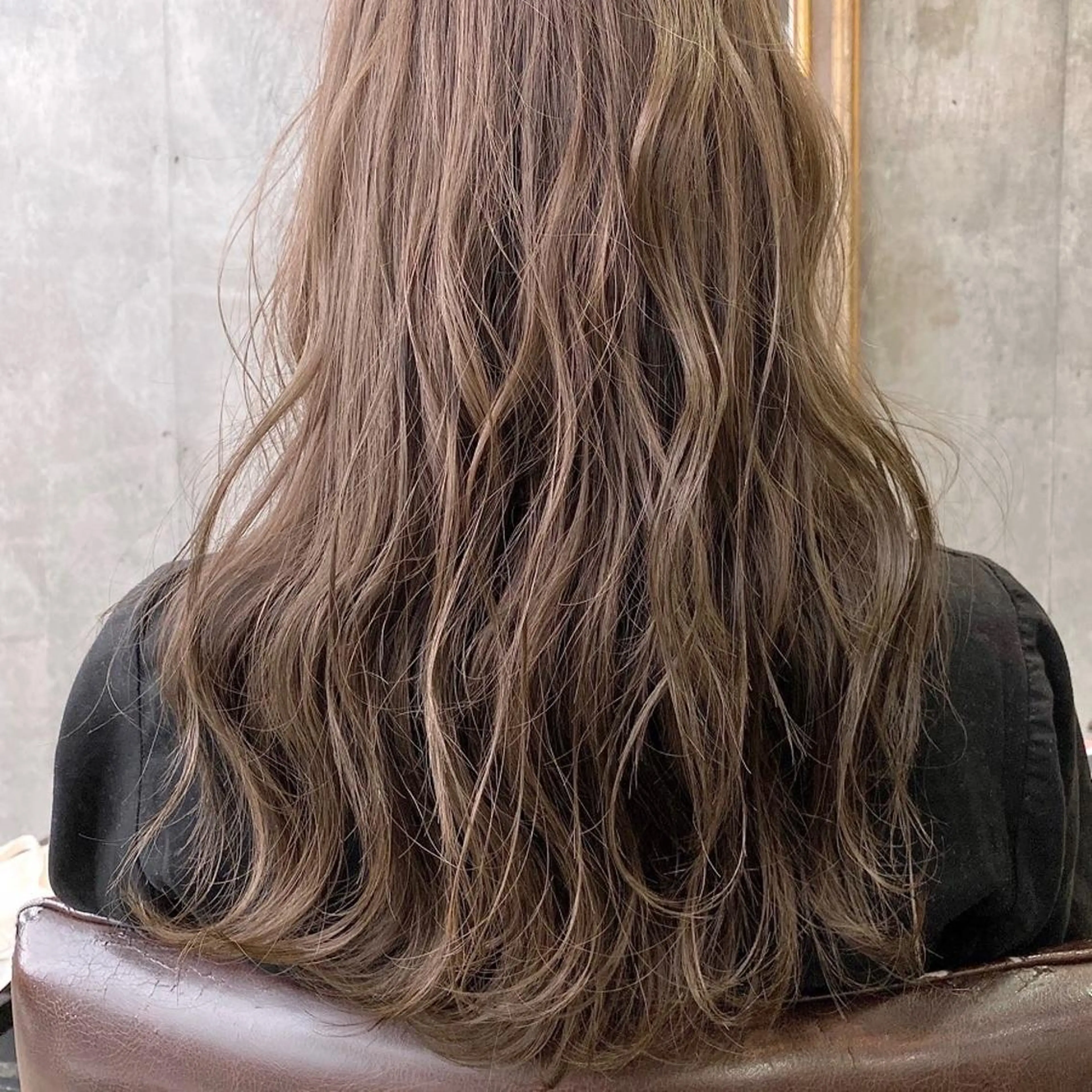 セミロング カラー ヘアアレンジ 【ダメージレス施術】 【透明感】北村 拓也のヘアスタイル