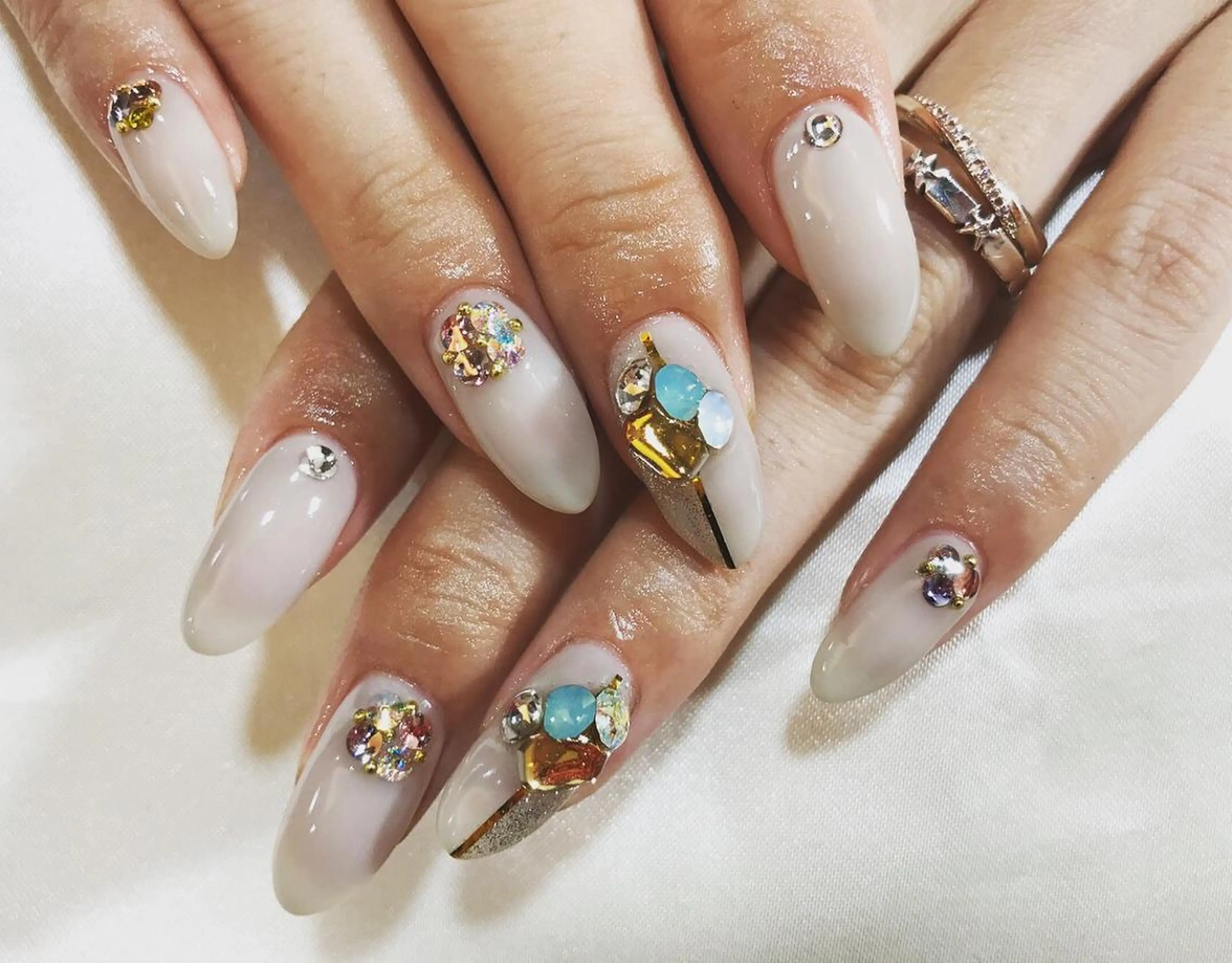 ネイル シンプルネイル nailartist lisaのネイルデザイン