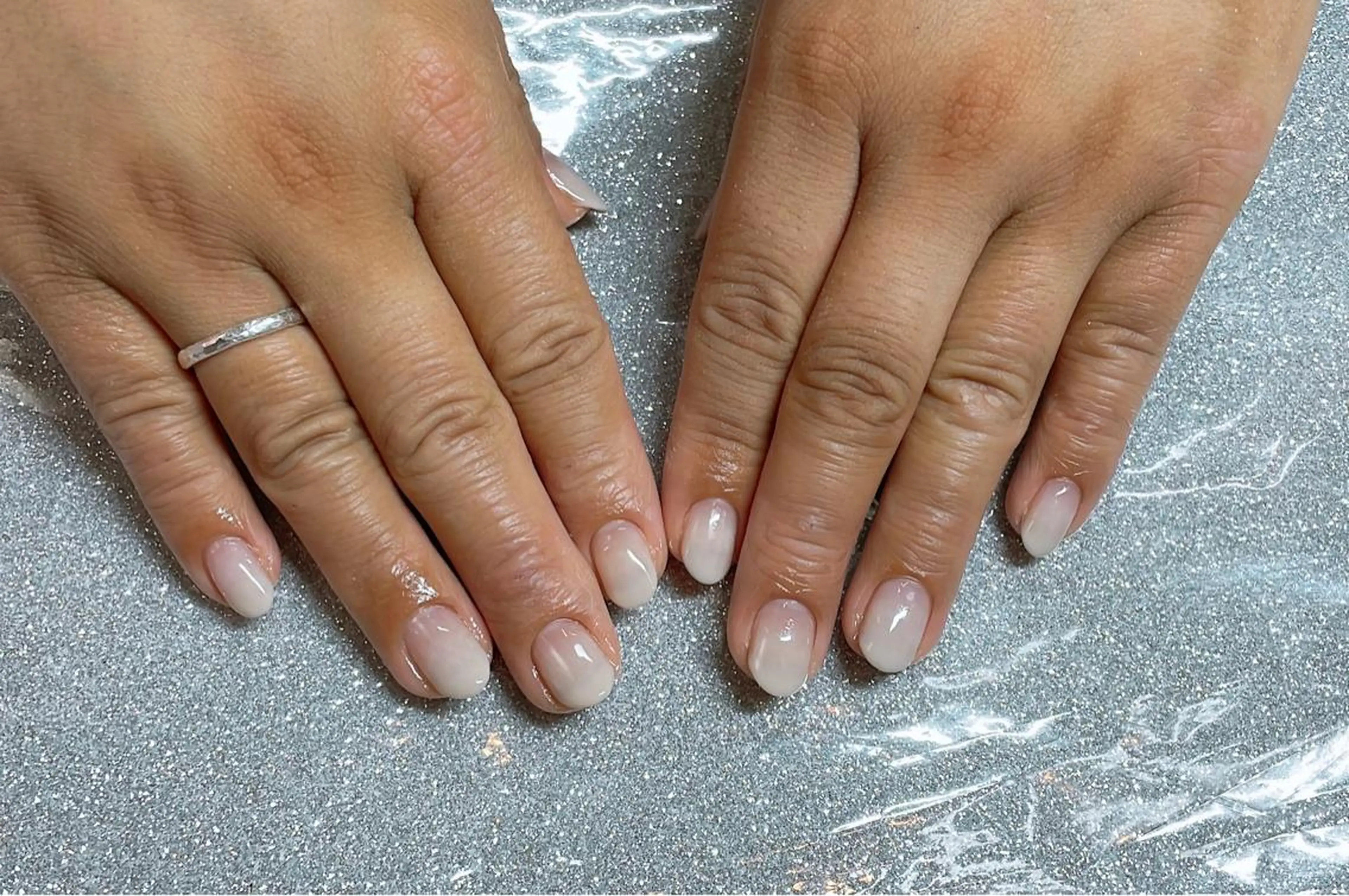 ネイル VIERU 🌈🎀💖のネイルデザイン