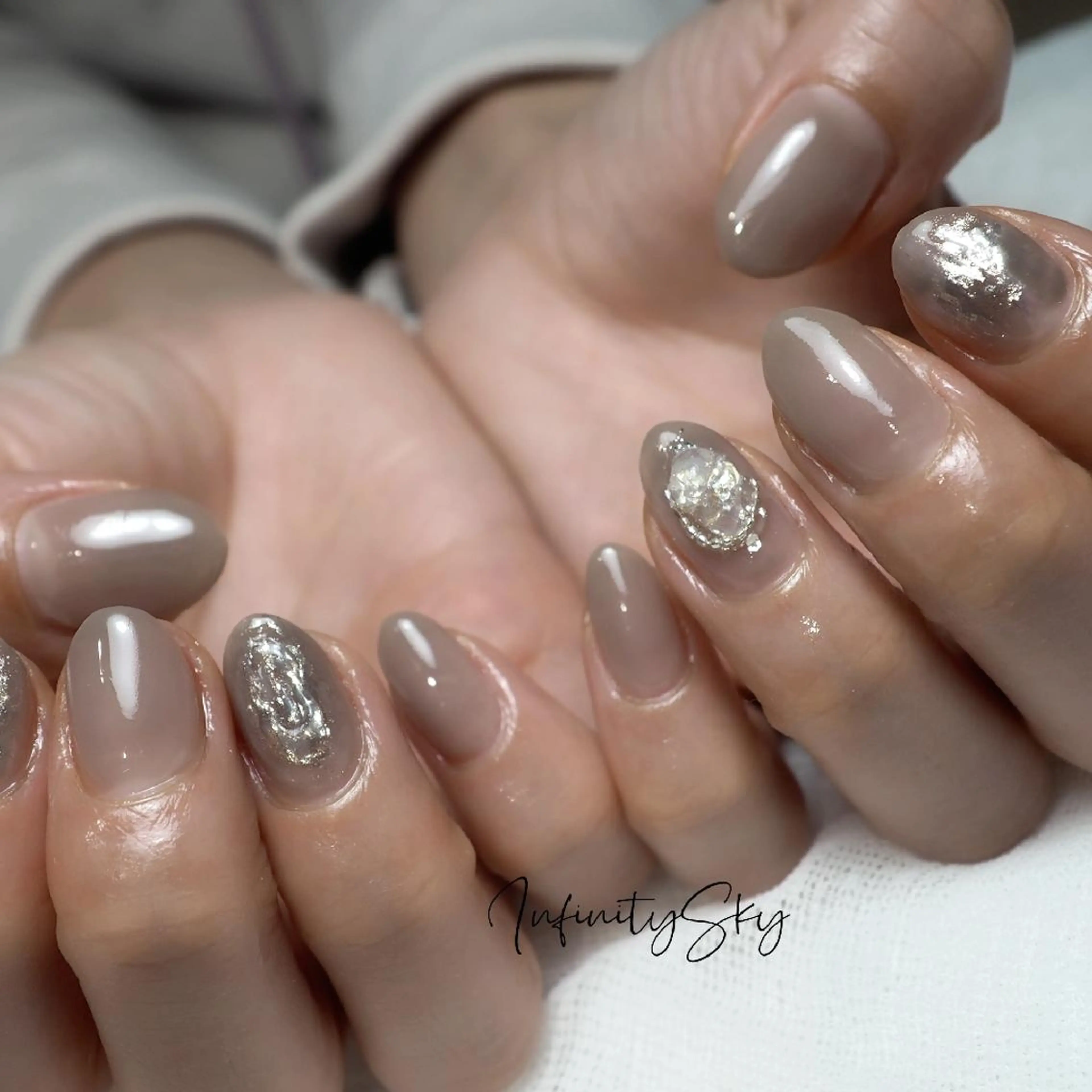 ネイル ニュアンスネイル ハンドネイル infinity skyのネイルデザイン