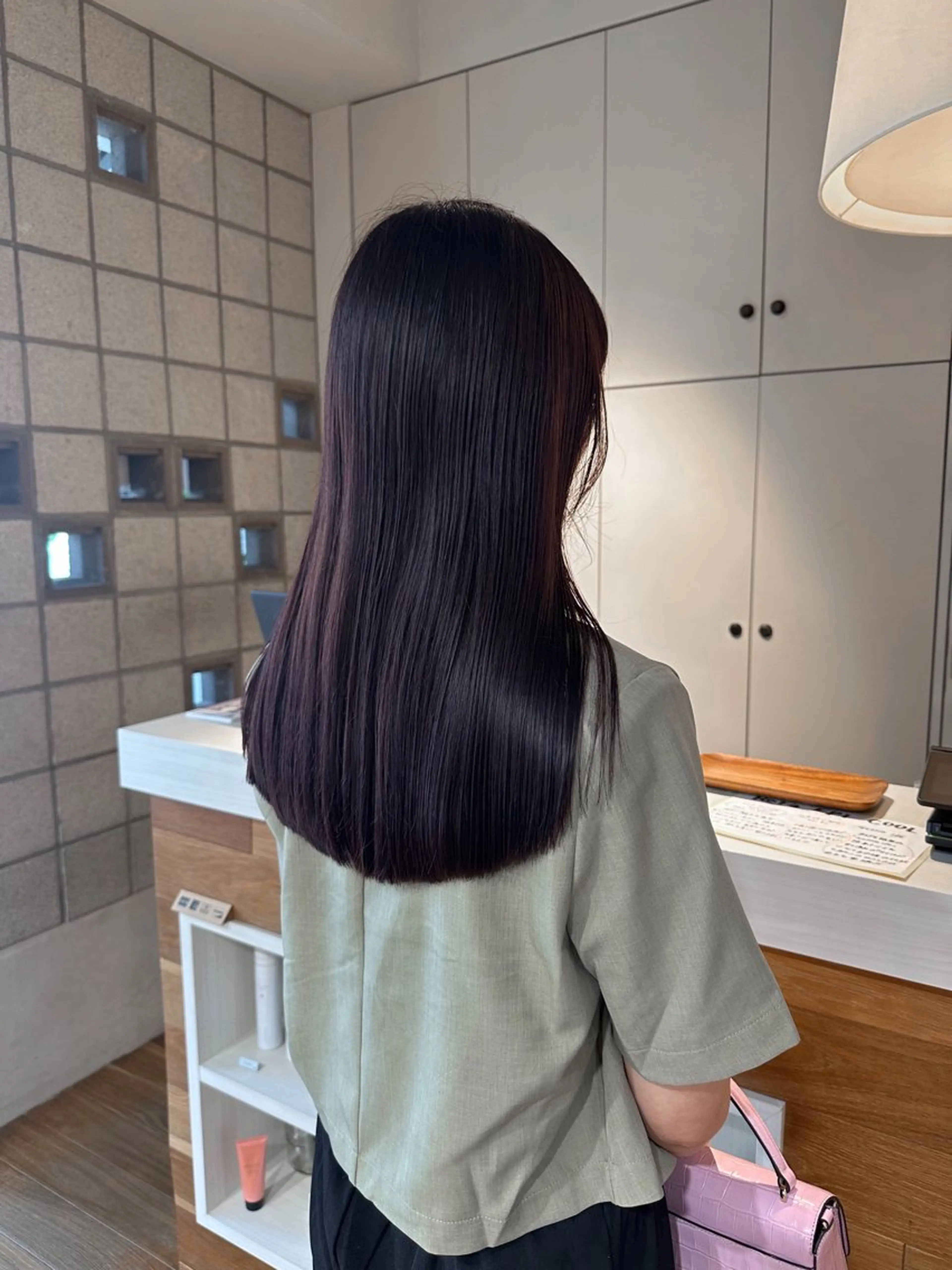 ロング カラー ボルドーカラー ota miyuuのヘアスタイル
