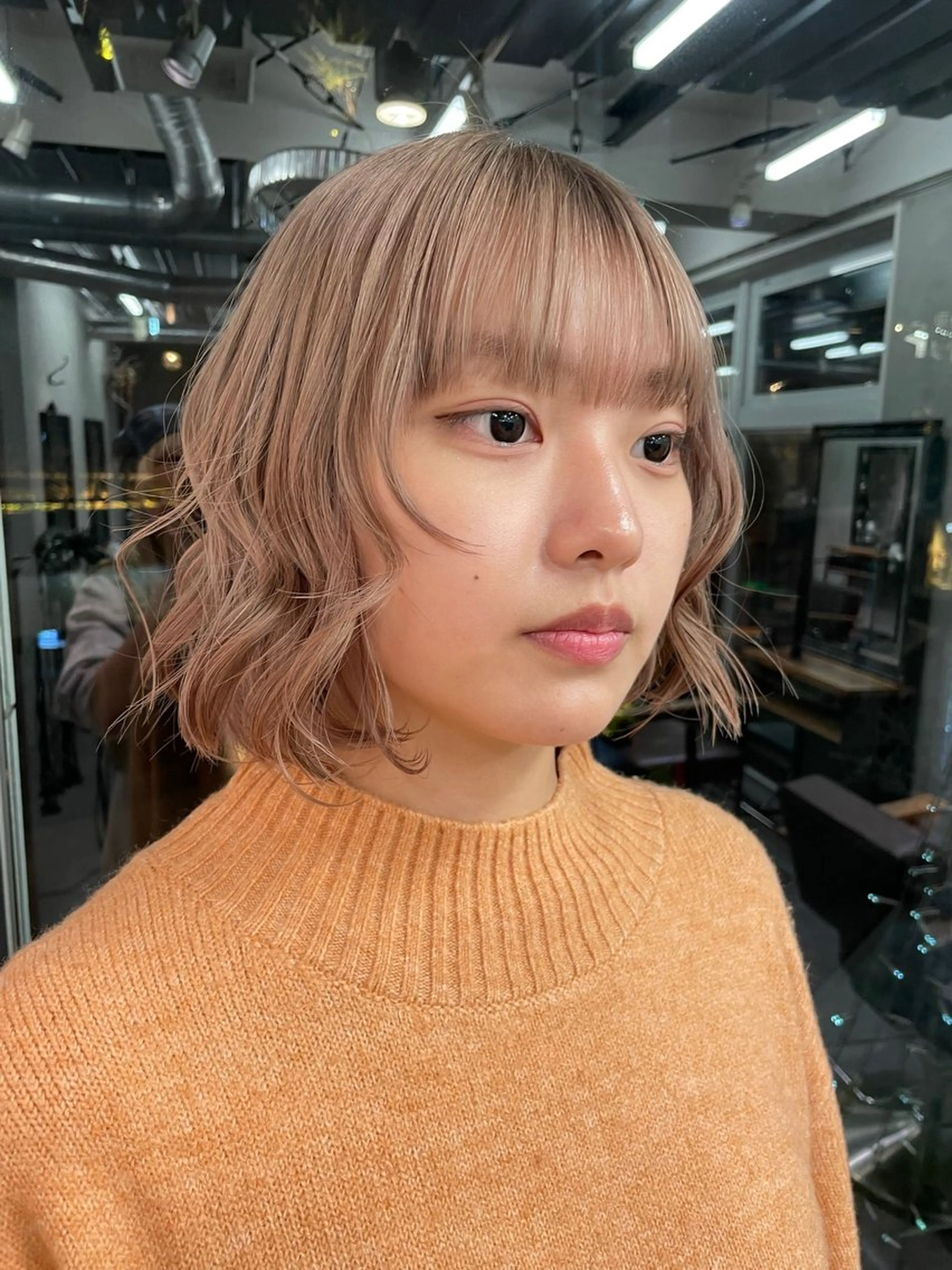 カラー ベージュカラー ホワイトベージュ ヘアカラー ショート特化✂️ harukaのヘアスタイル