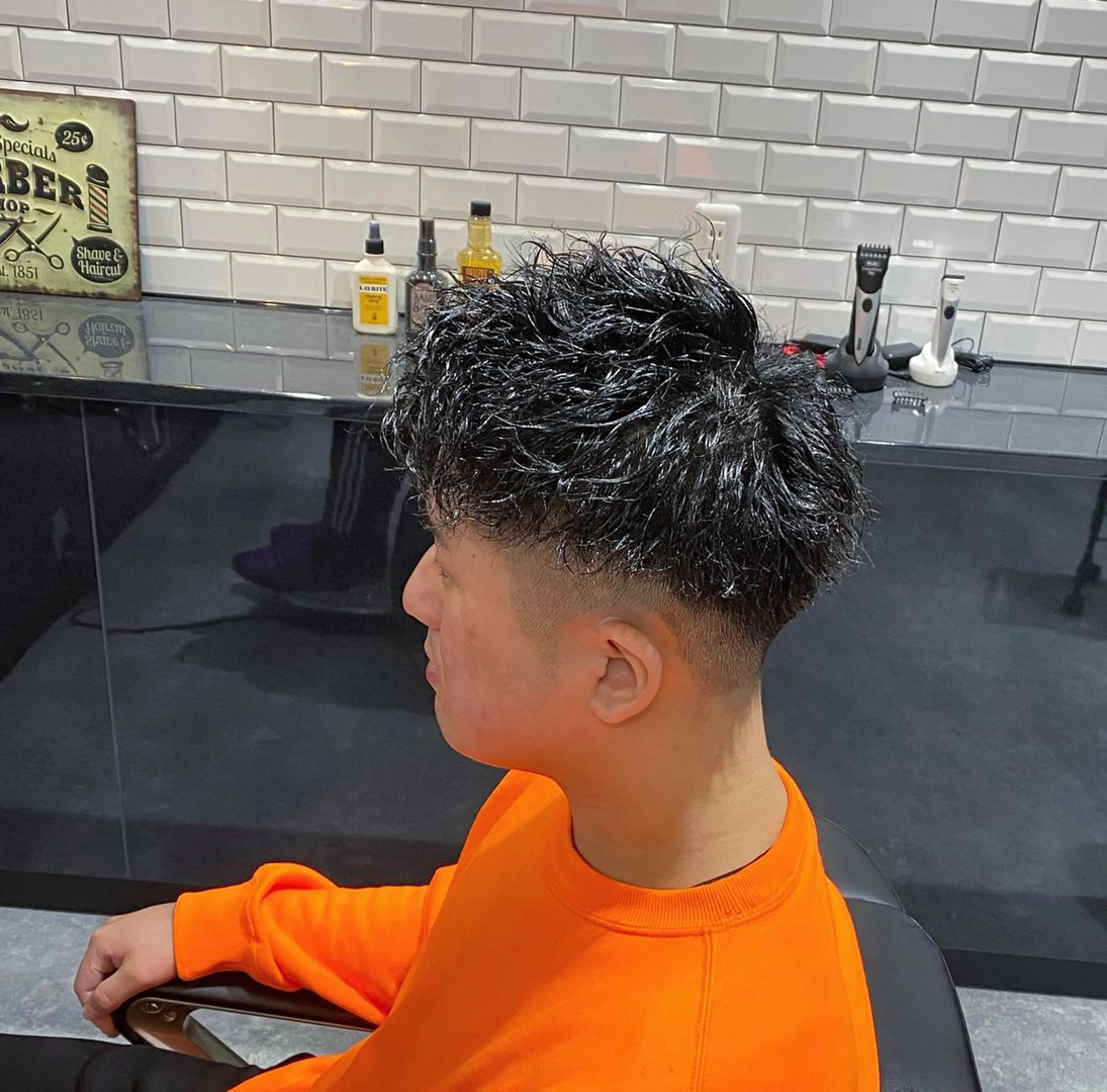 ショート パーマ メンズ フェードカット パーマ 前田賢生 ご新規様はNGのヘアスタイル