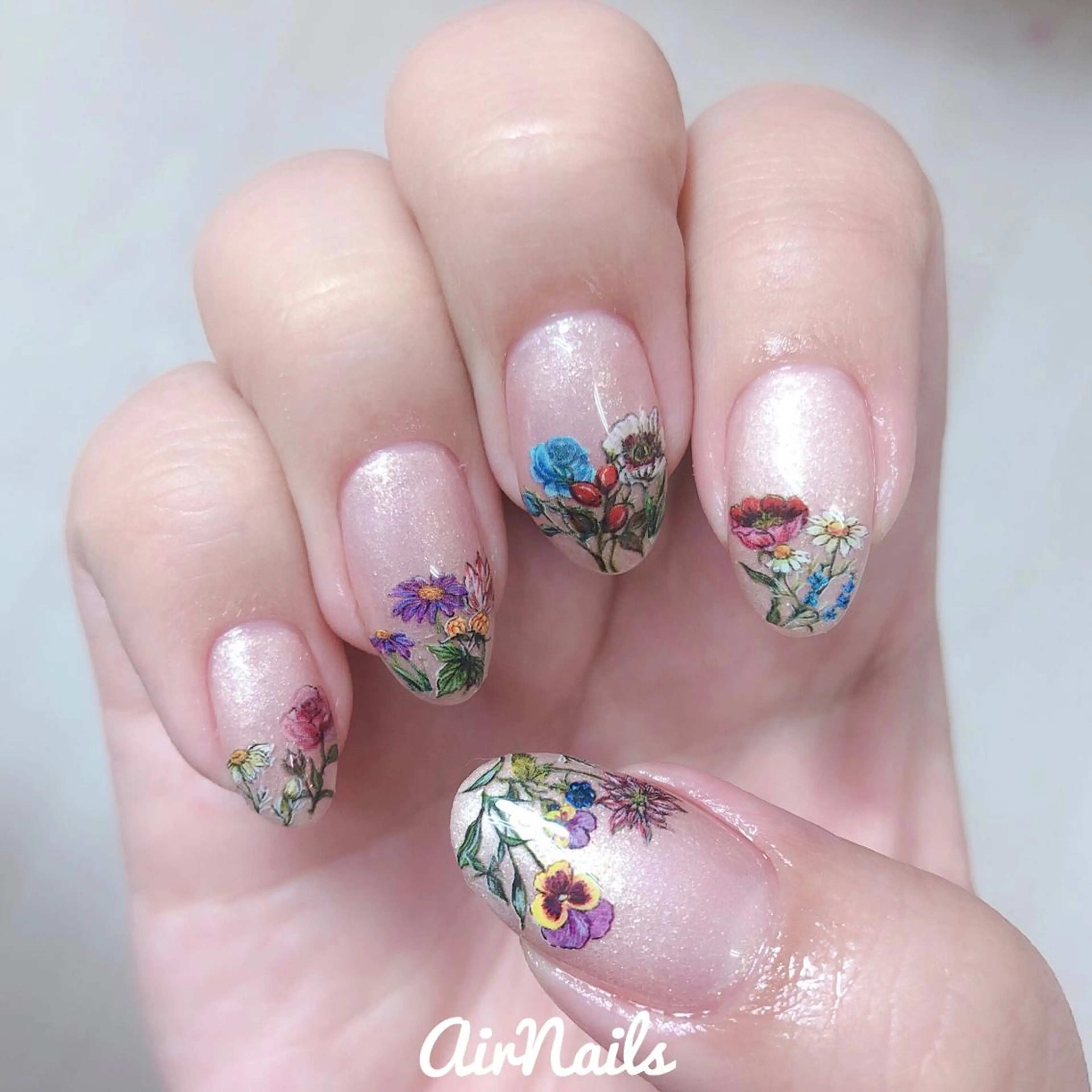ネイル ハンドネイル フットネイル ♡ airnails ♡のネイルデザイン