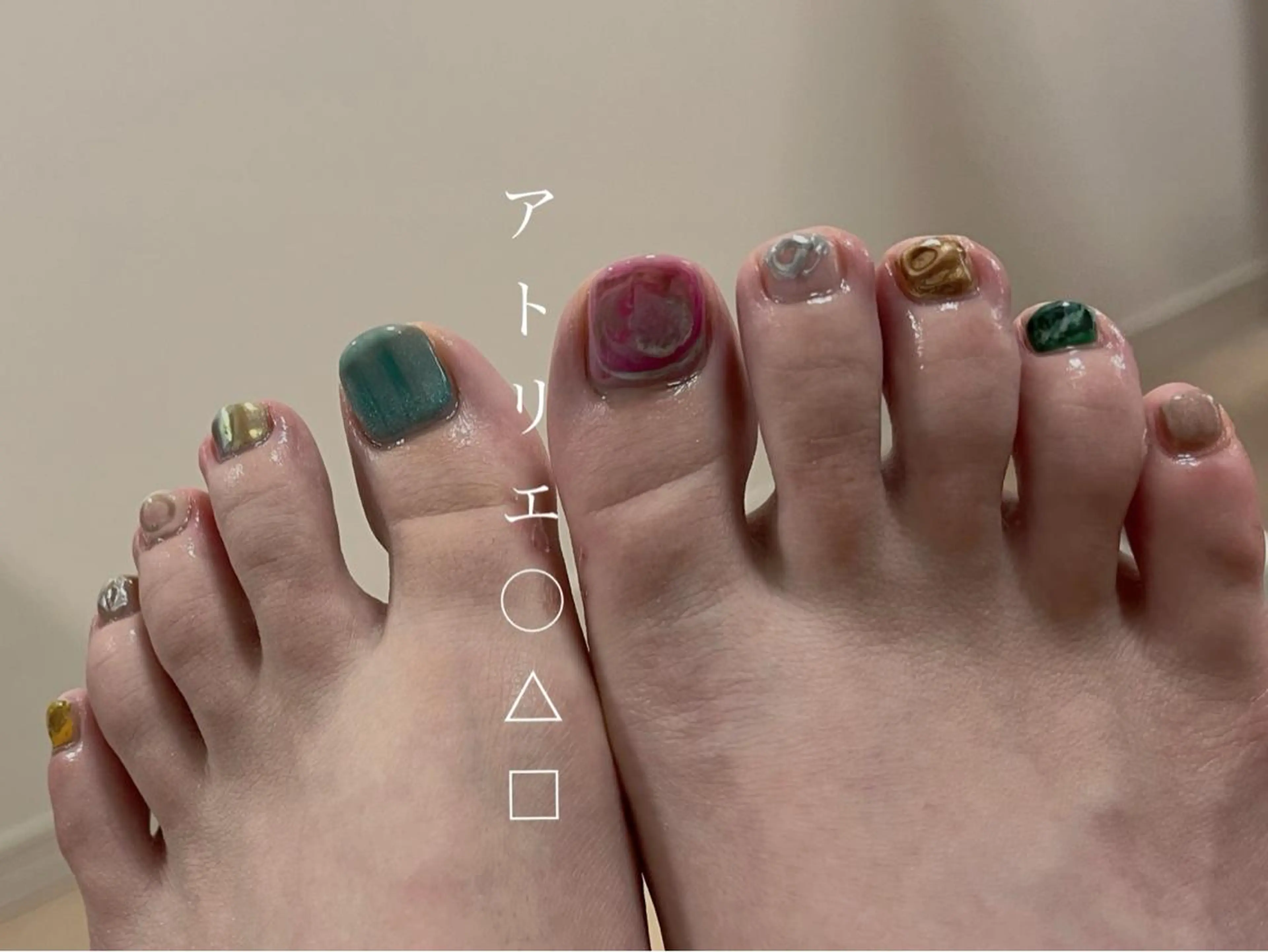 ネイル フットネイル アトリエ ○△□のネイルデザイン