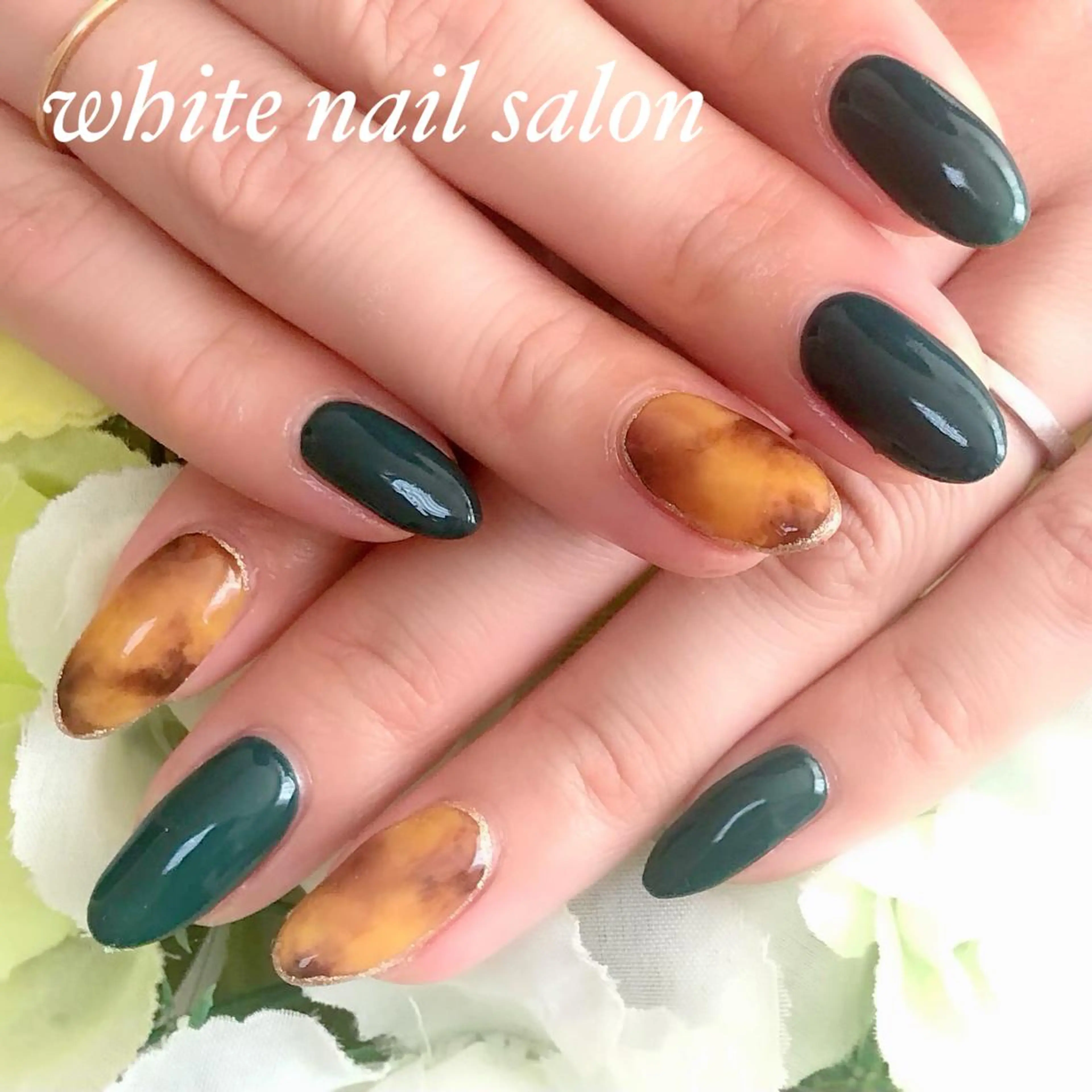 ネイル アートネイル フレンチネイル ジェルネイル ハードジェル 持ち込み ハンドネイル white nail salonのネイルデザイン