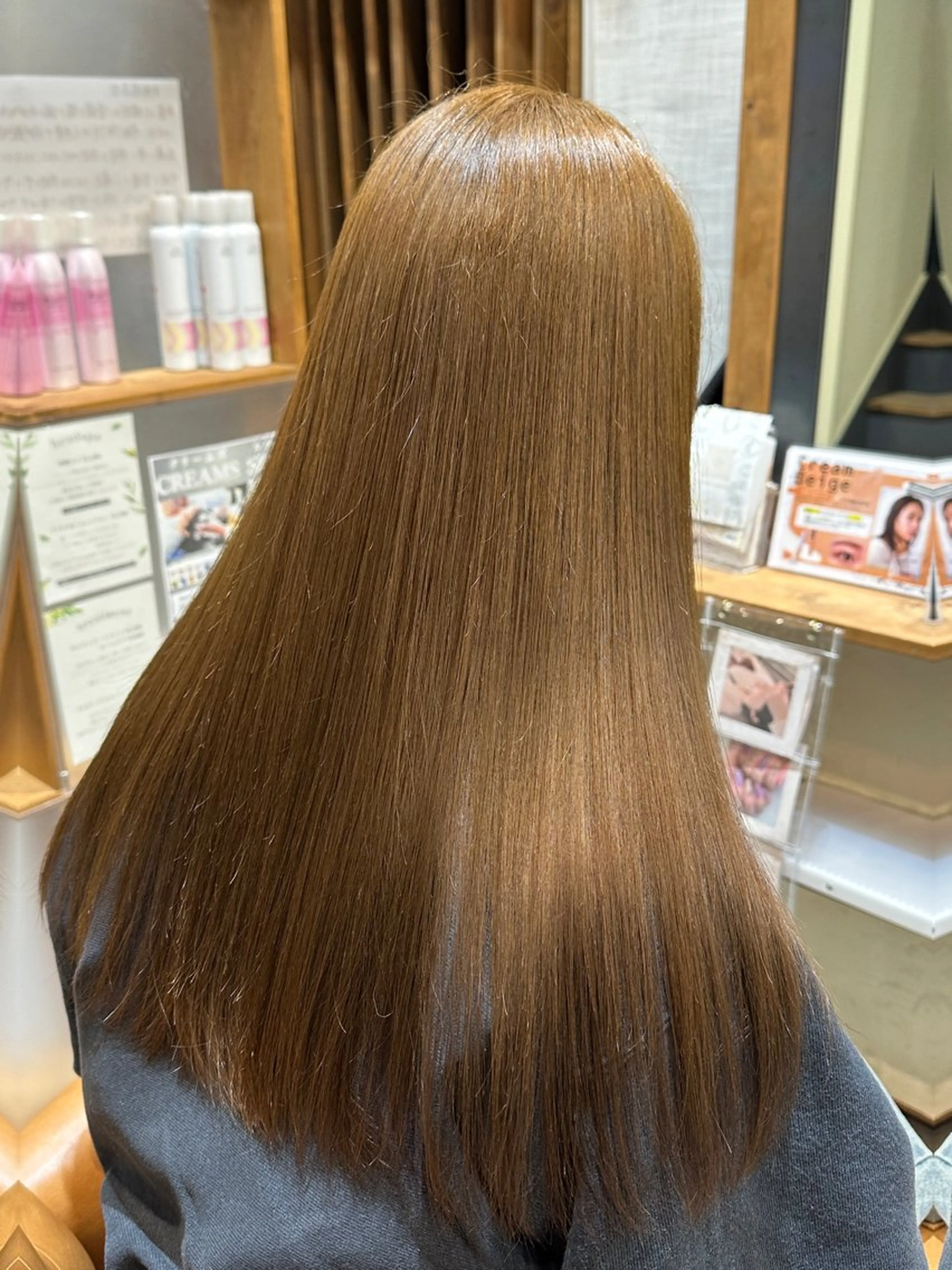 ロング カラー ベージュカラー ミルクティーベージュ I-FLAT 松本大輝のヘアスタイル