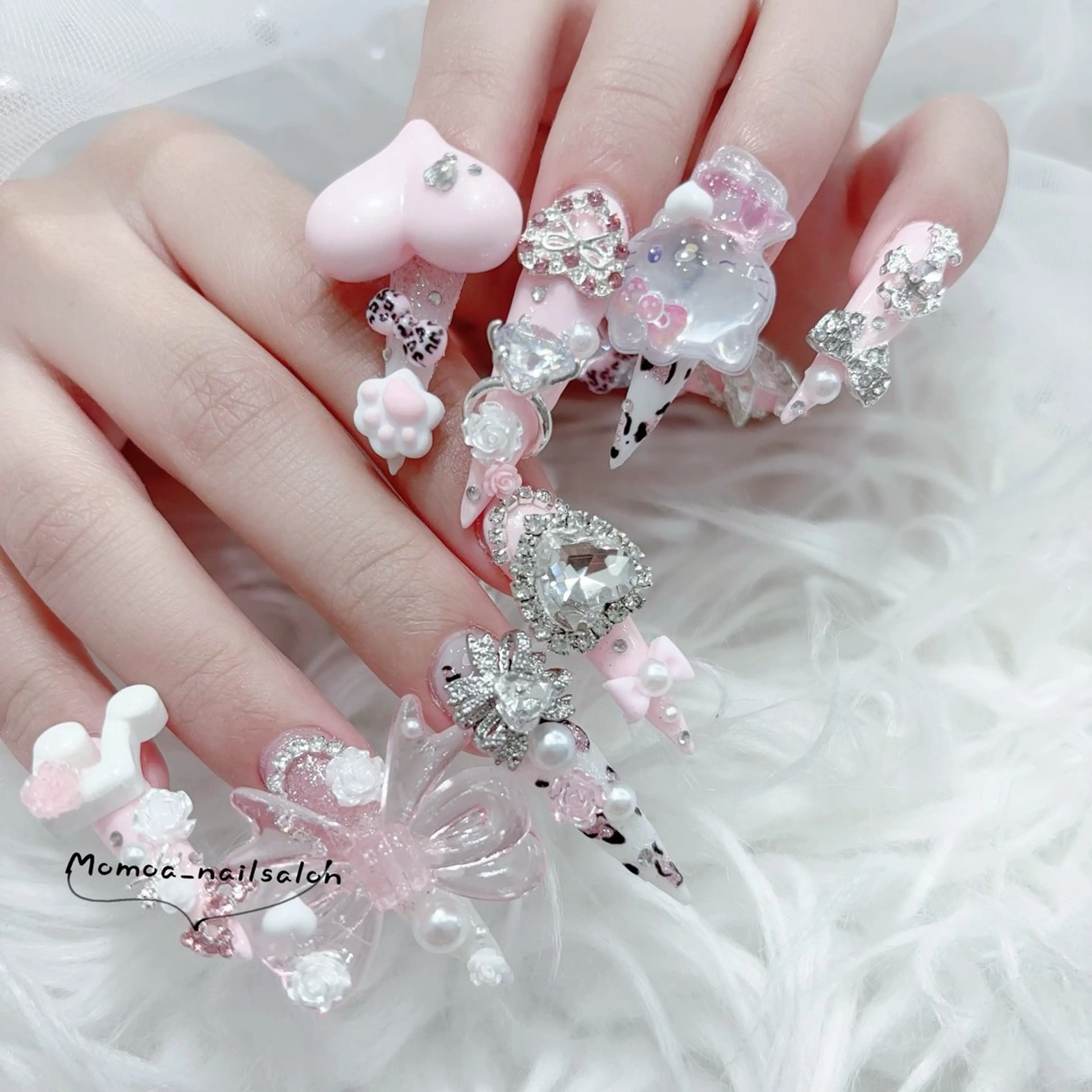 ネイル ハロウィン キラキラネイル 韓国ネイル スカルプネイル ハンドネイル MoMoA Nail ネイル長さ出し専門店のネイルデザイン