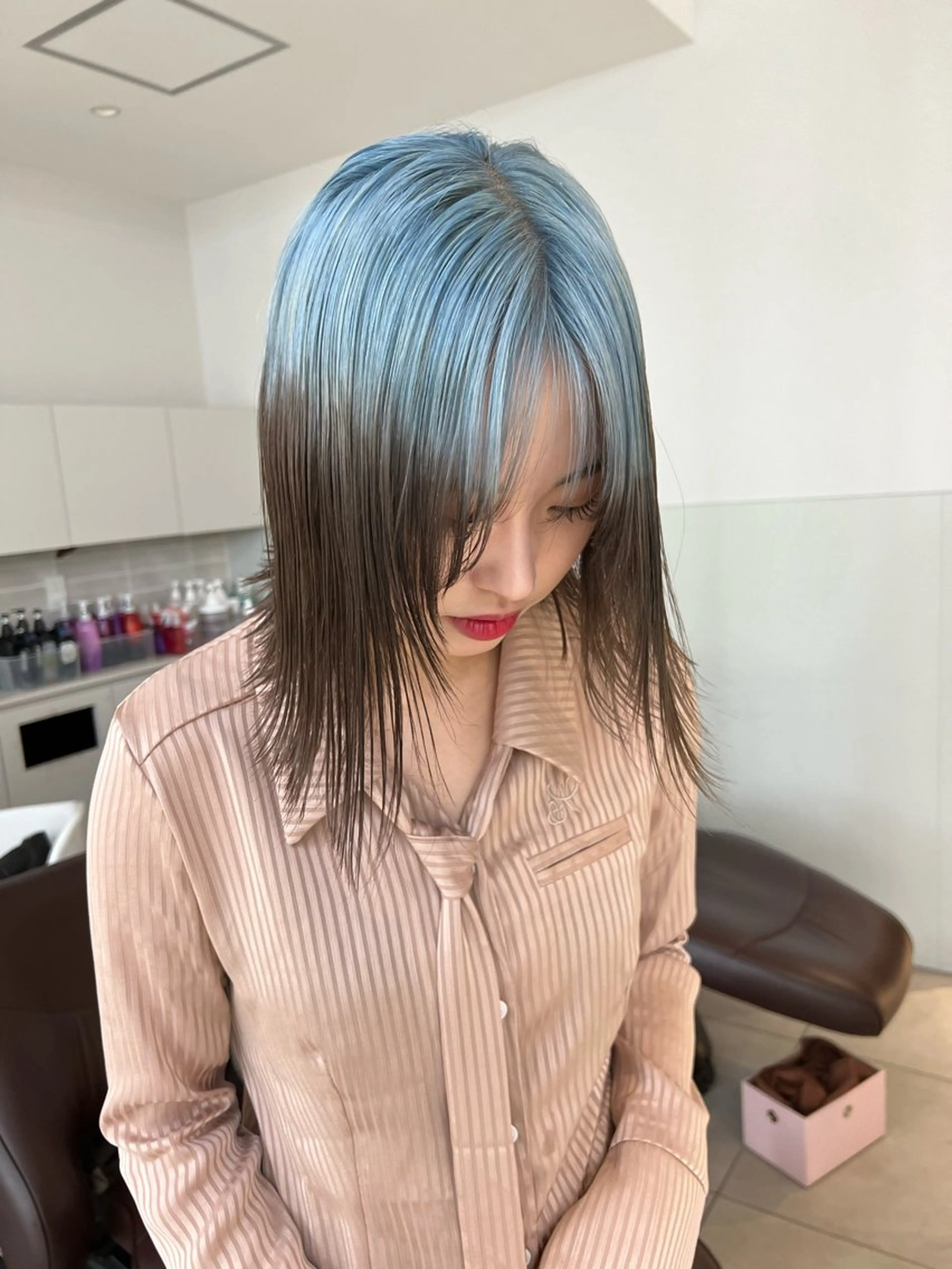 ショート カラー ヘアカラー トリートメント ヘアセット レイヤー専門家 ダブルカラー修のヘアスタイル