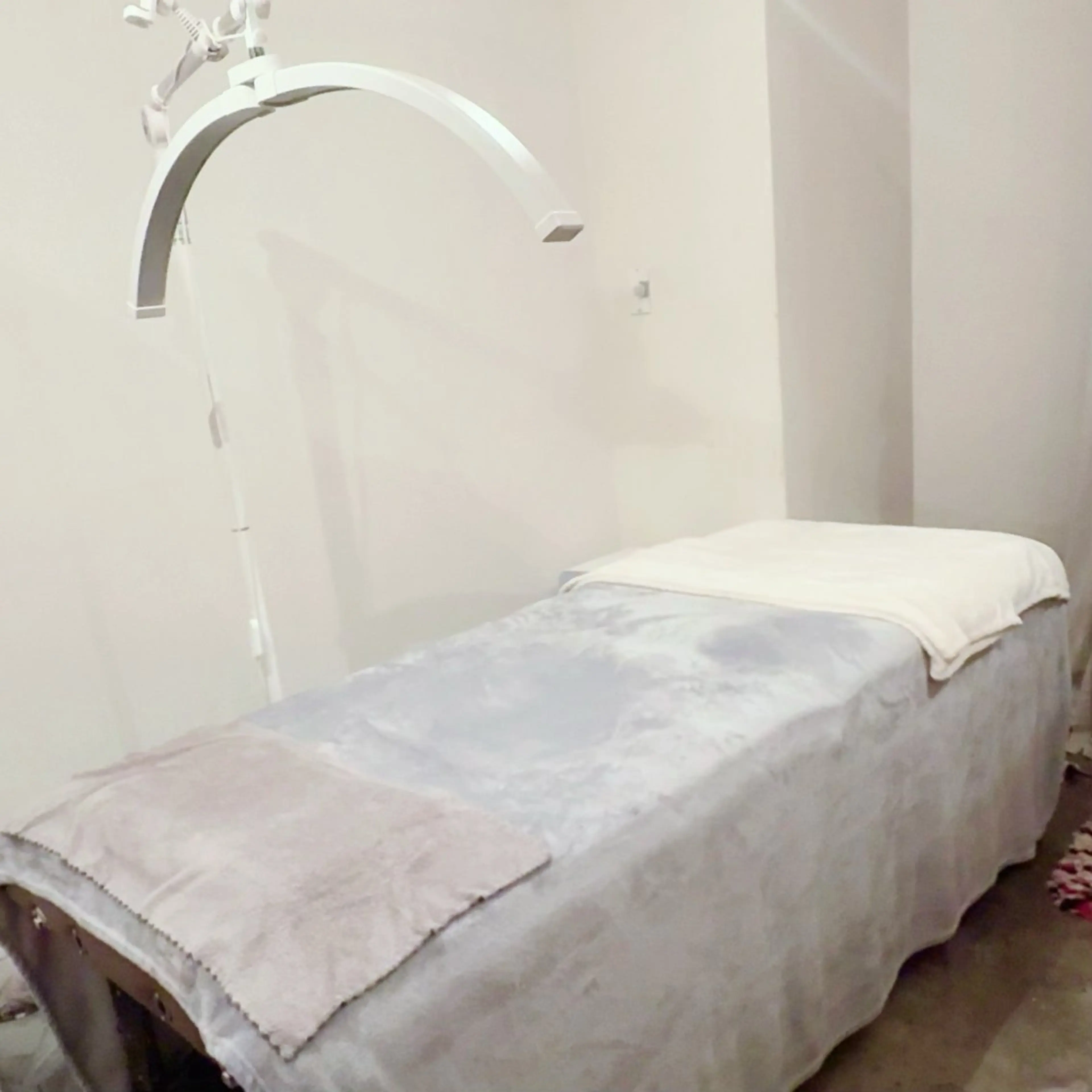 アイブロウ AMI メンズ◎/ 似合わせ眉デザインの眉毛・アイブロウイメージ