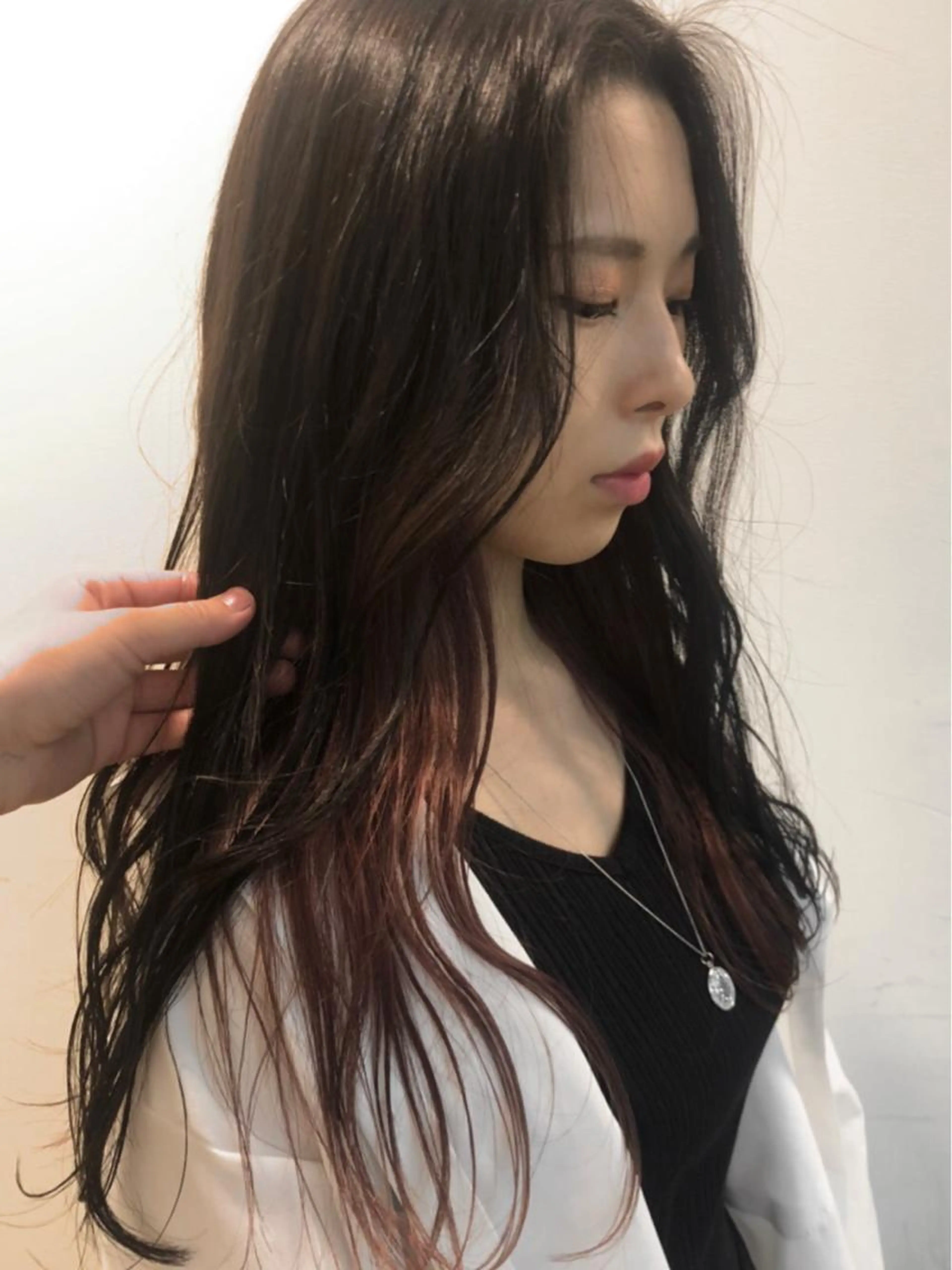 カット＋インナーカラー(ブリーチ＋ポイントカラー)🌙の写真