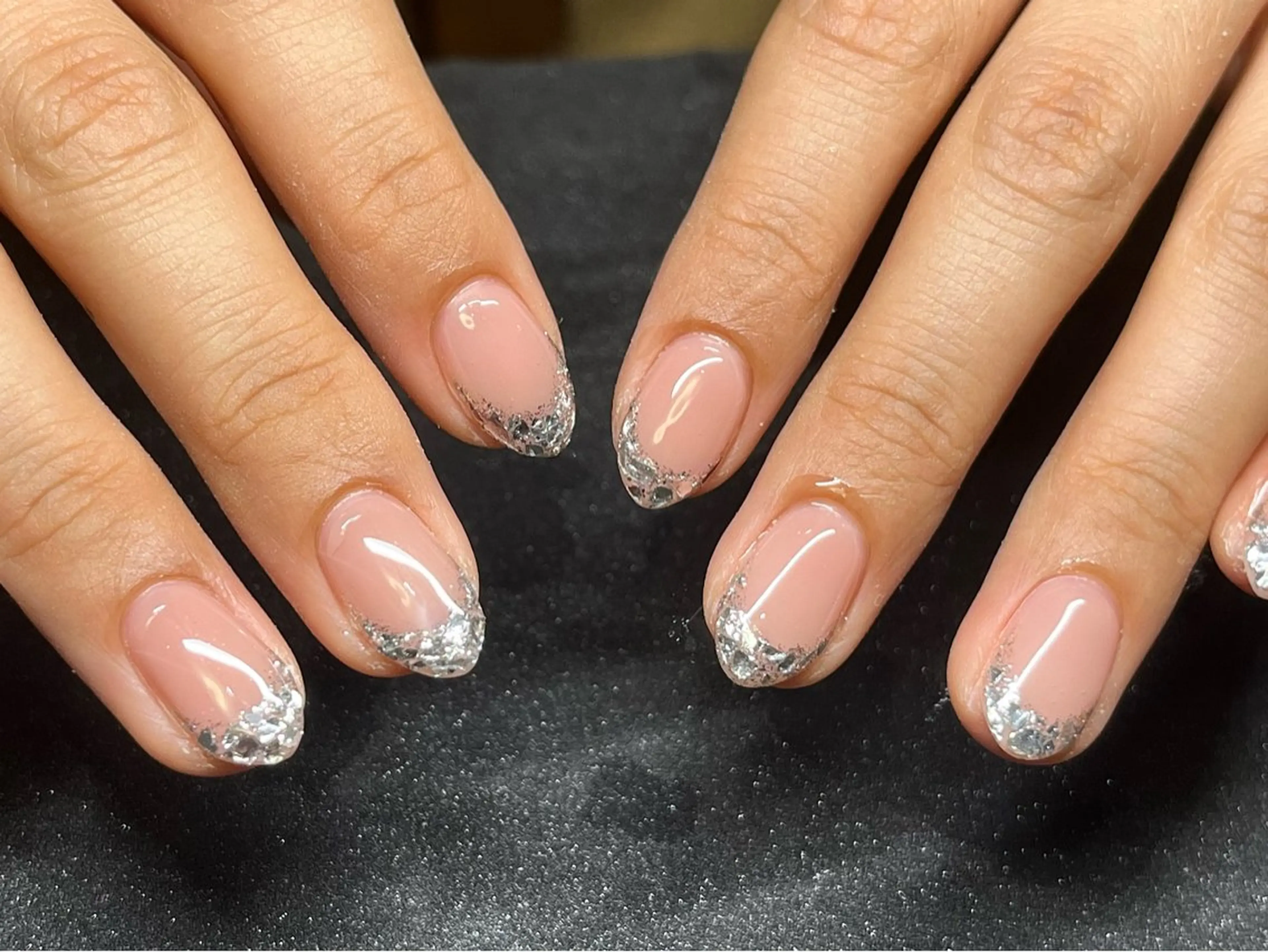 ネイル フレンチネイル ガラスフレンチ Chika .のネイルデザイン