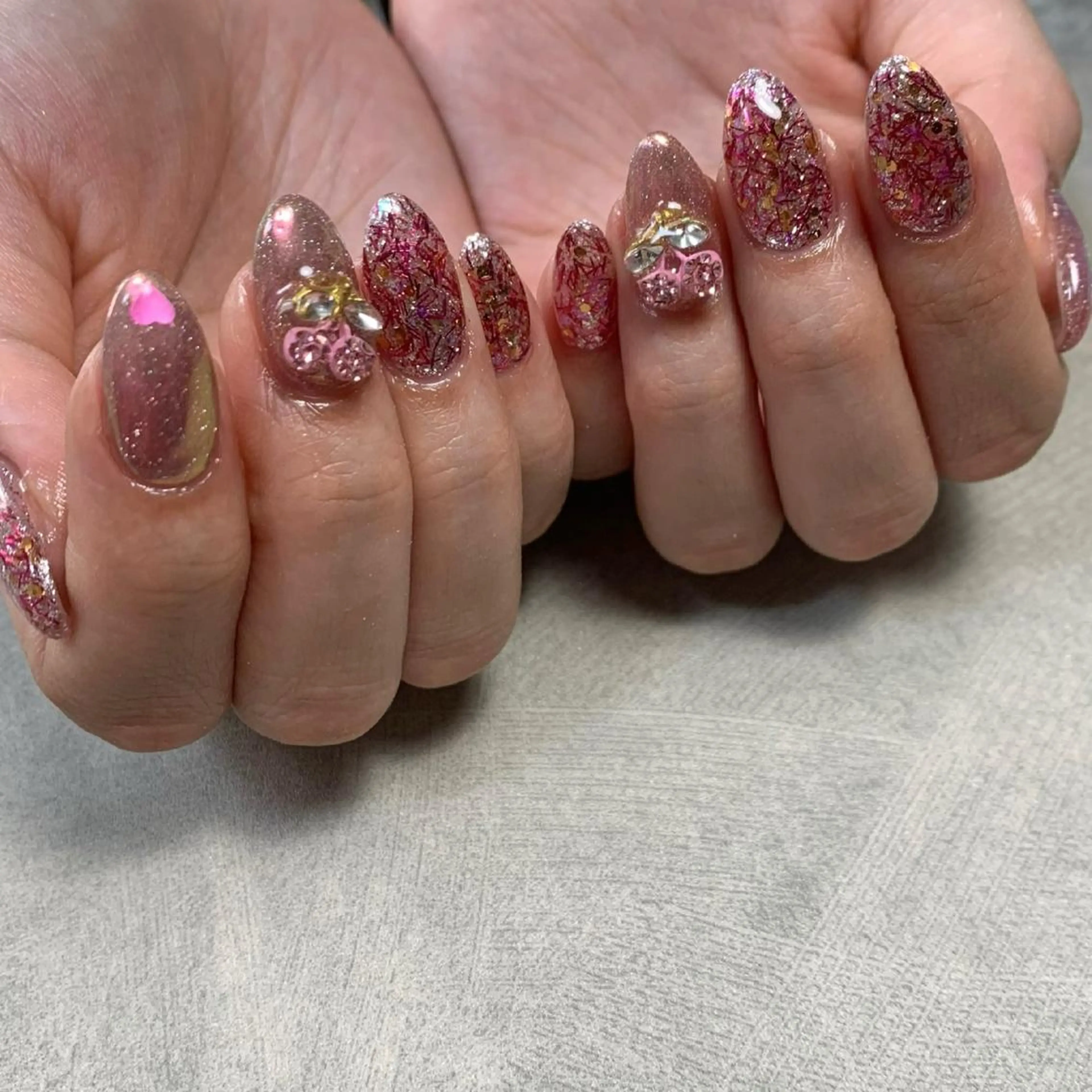 ネイル S. JEWELのネイルデザイン