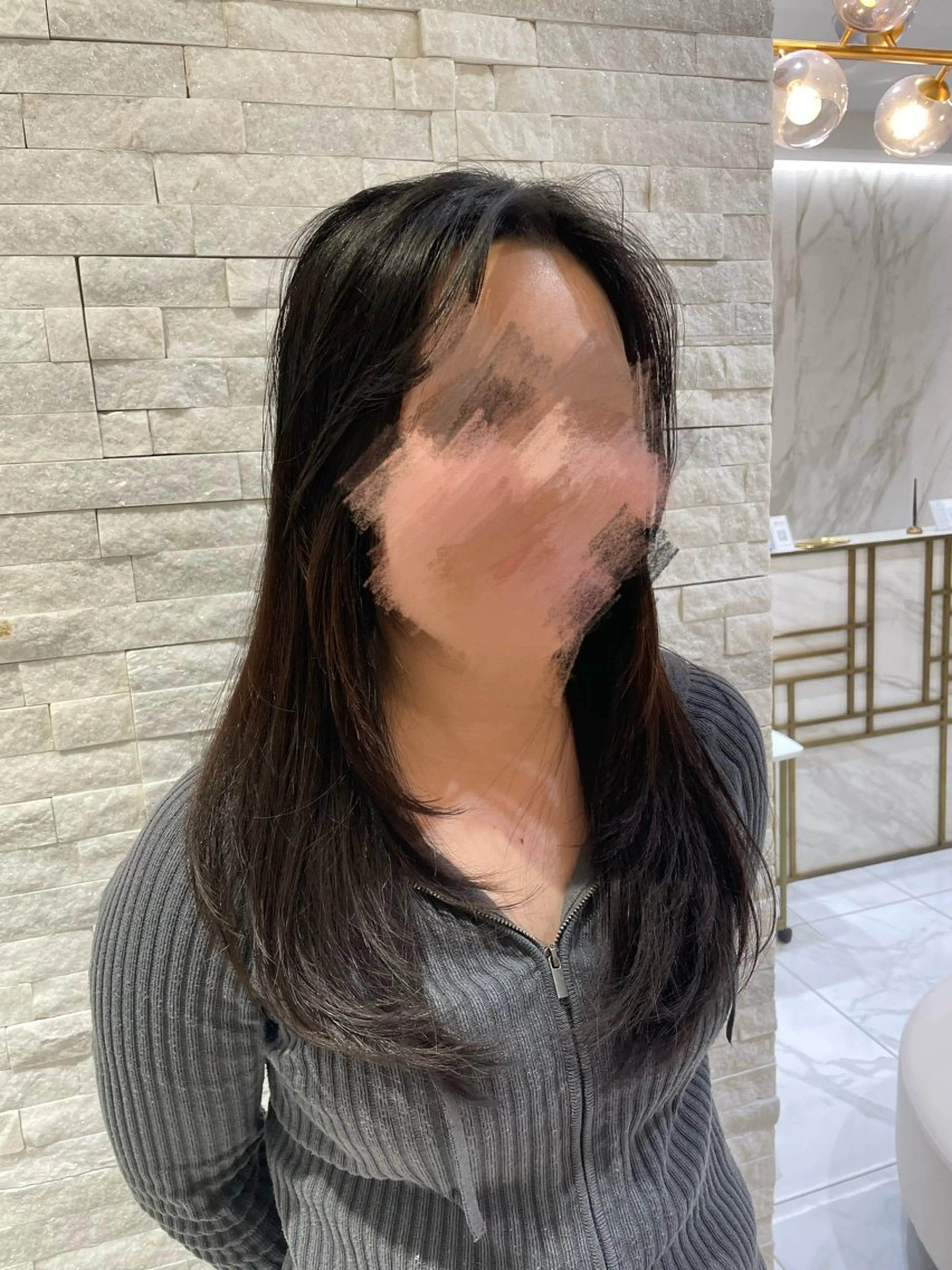 ロングレイヤーカット🩶トリートメント付き🧴の写真