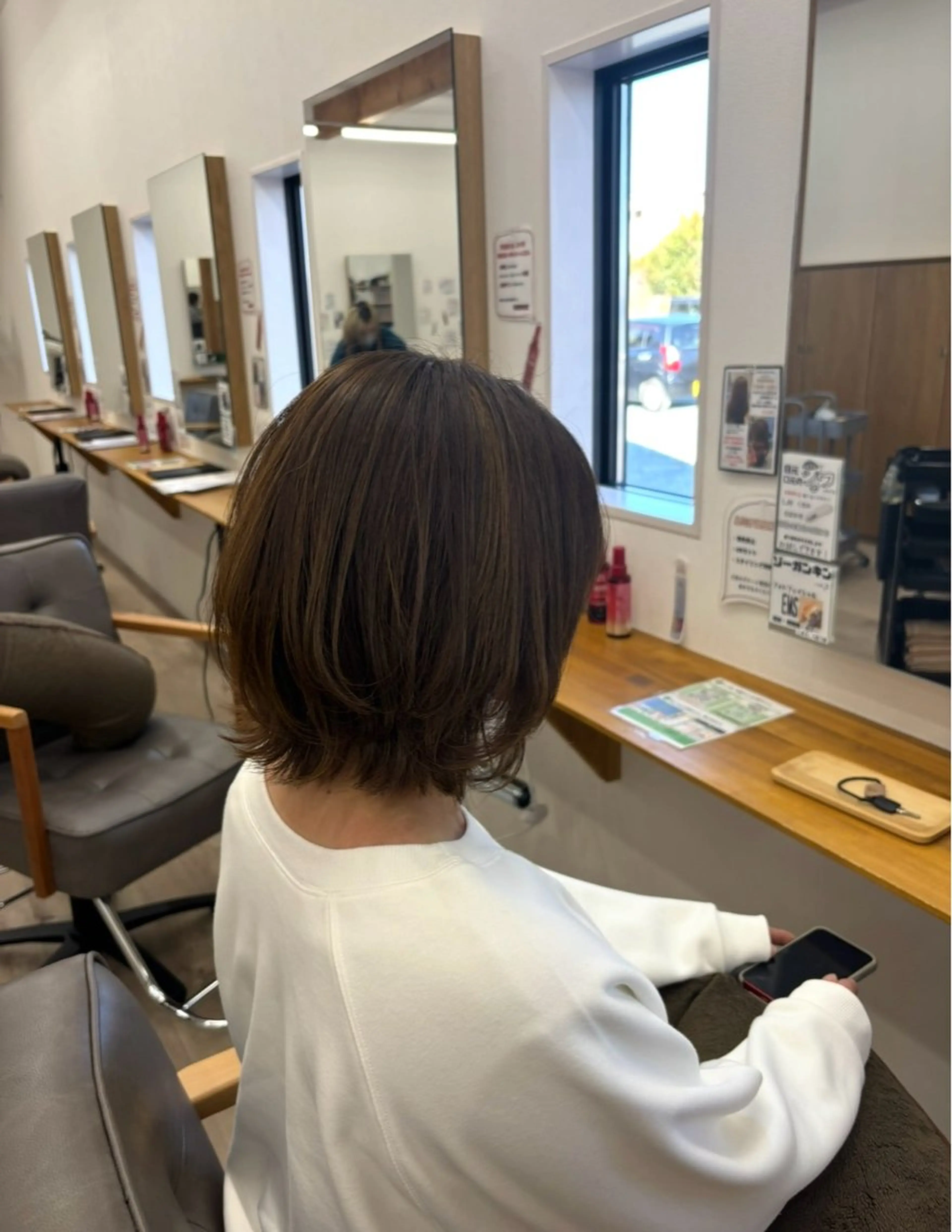 ショート 伴 星来のヘアスタイル