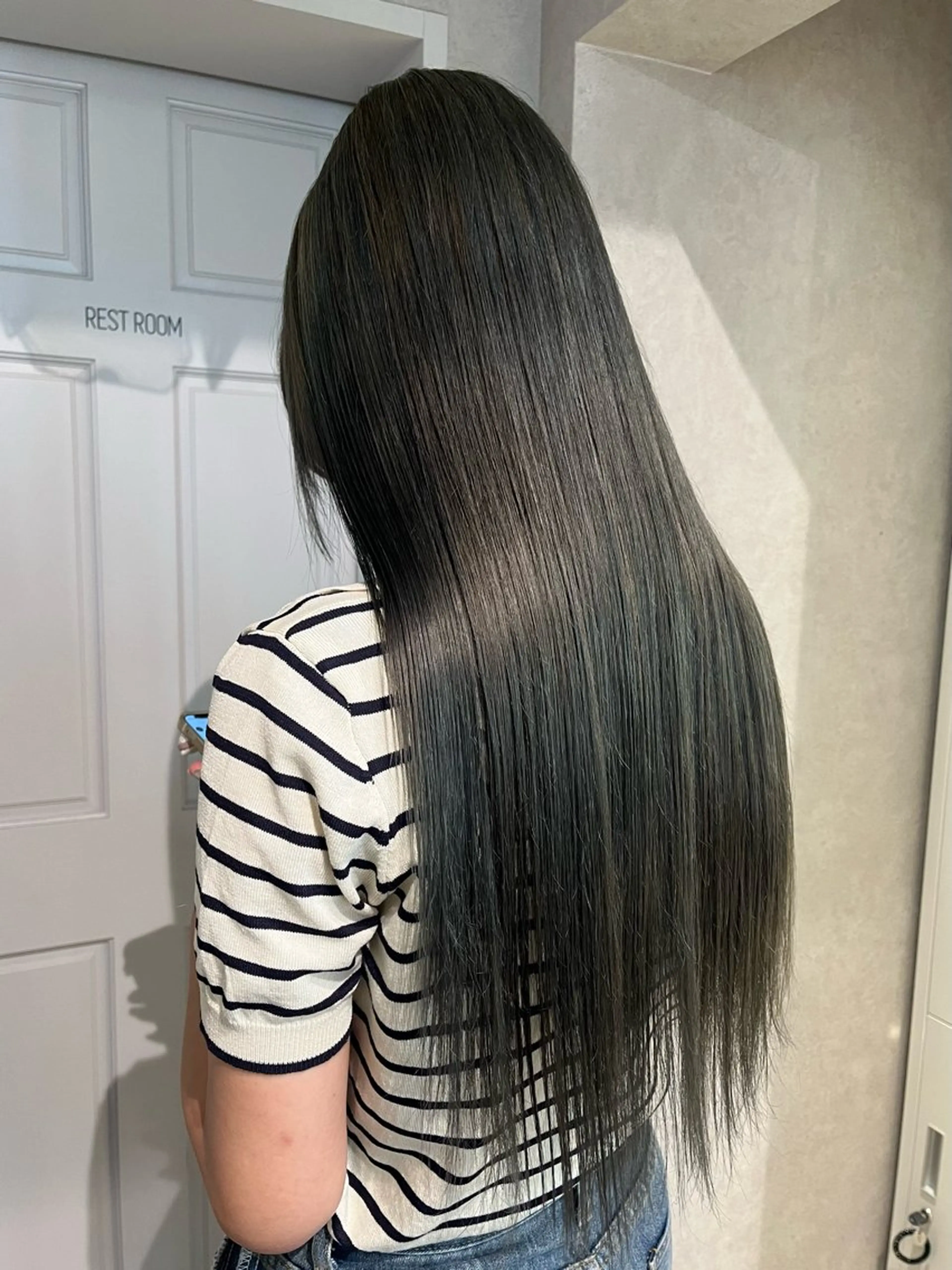 ロング カラー ベージュカラー 透明感カラー オリーブベージュ ヘアカラー レイヤー/艶カラー/ KIHO🥥︎のヘアスタイル