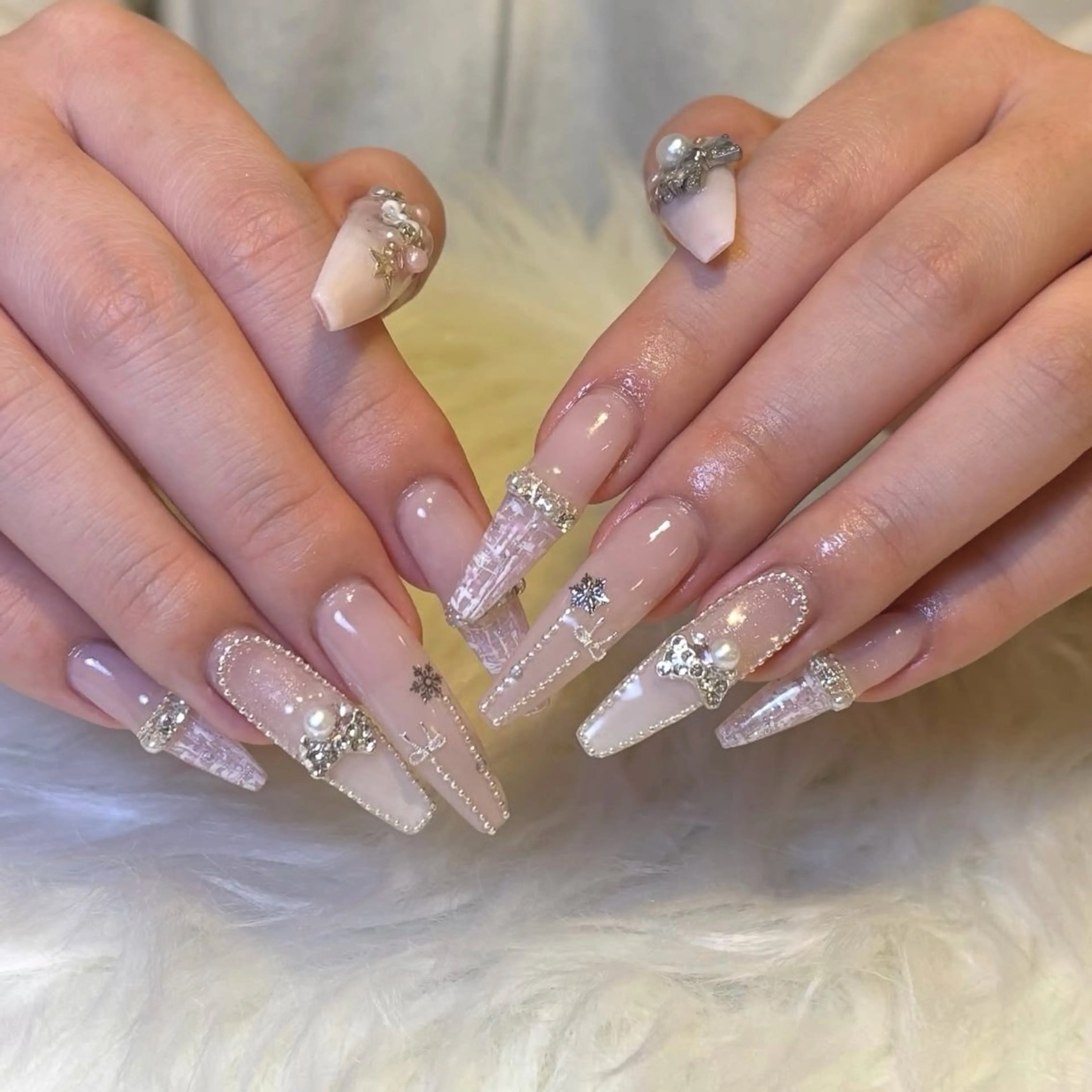 ネイル ハンドネイル BERA NAILSのネイルデザイン