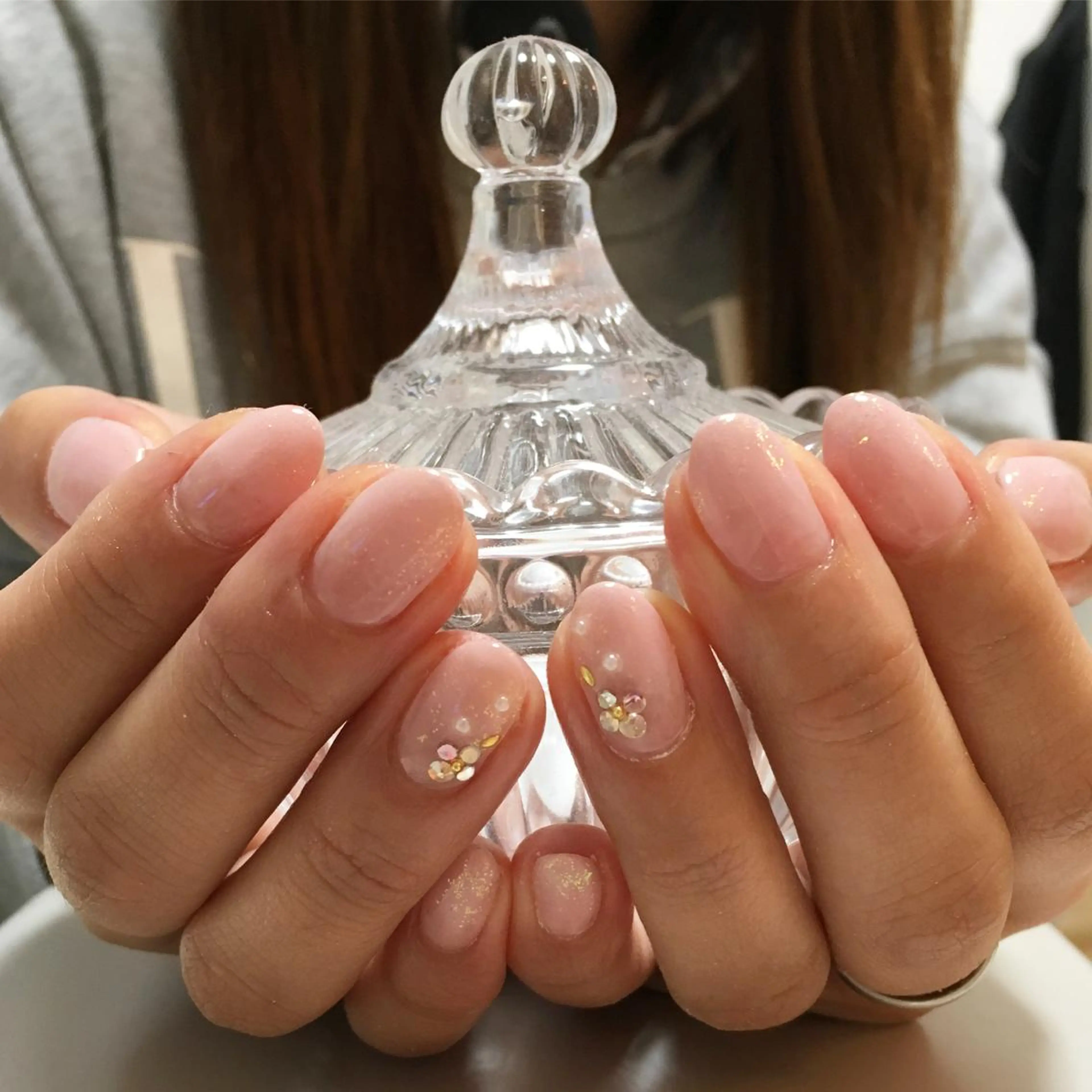 ネイル Petit Fleur所属・青柳 亜梨奈のマツエク・マツパデザイン