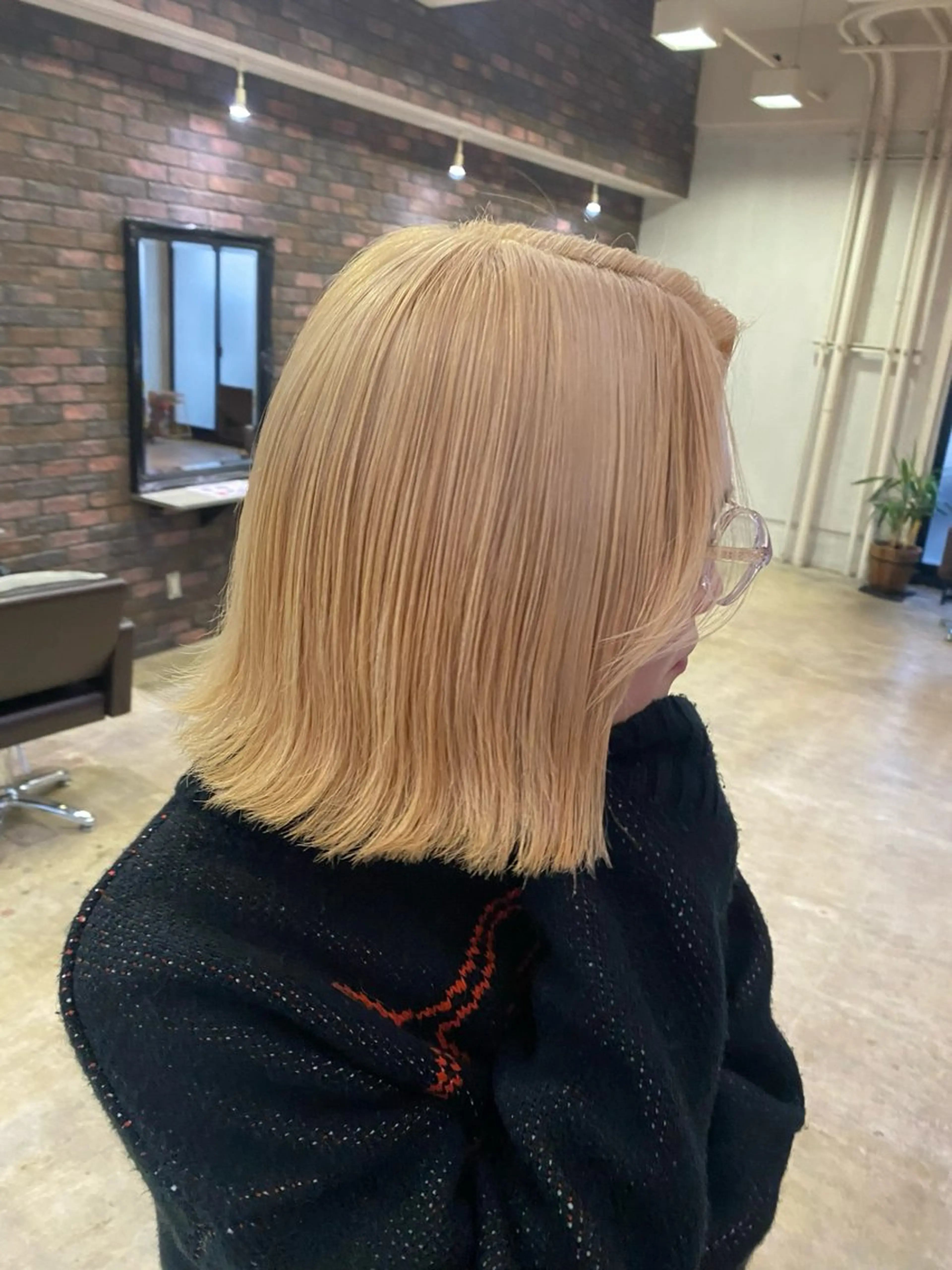 髪質改善ダブルカラー【ブリーチ+カット+トリートメント】の写真