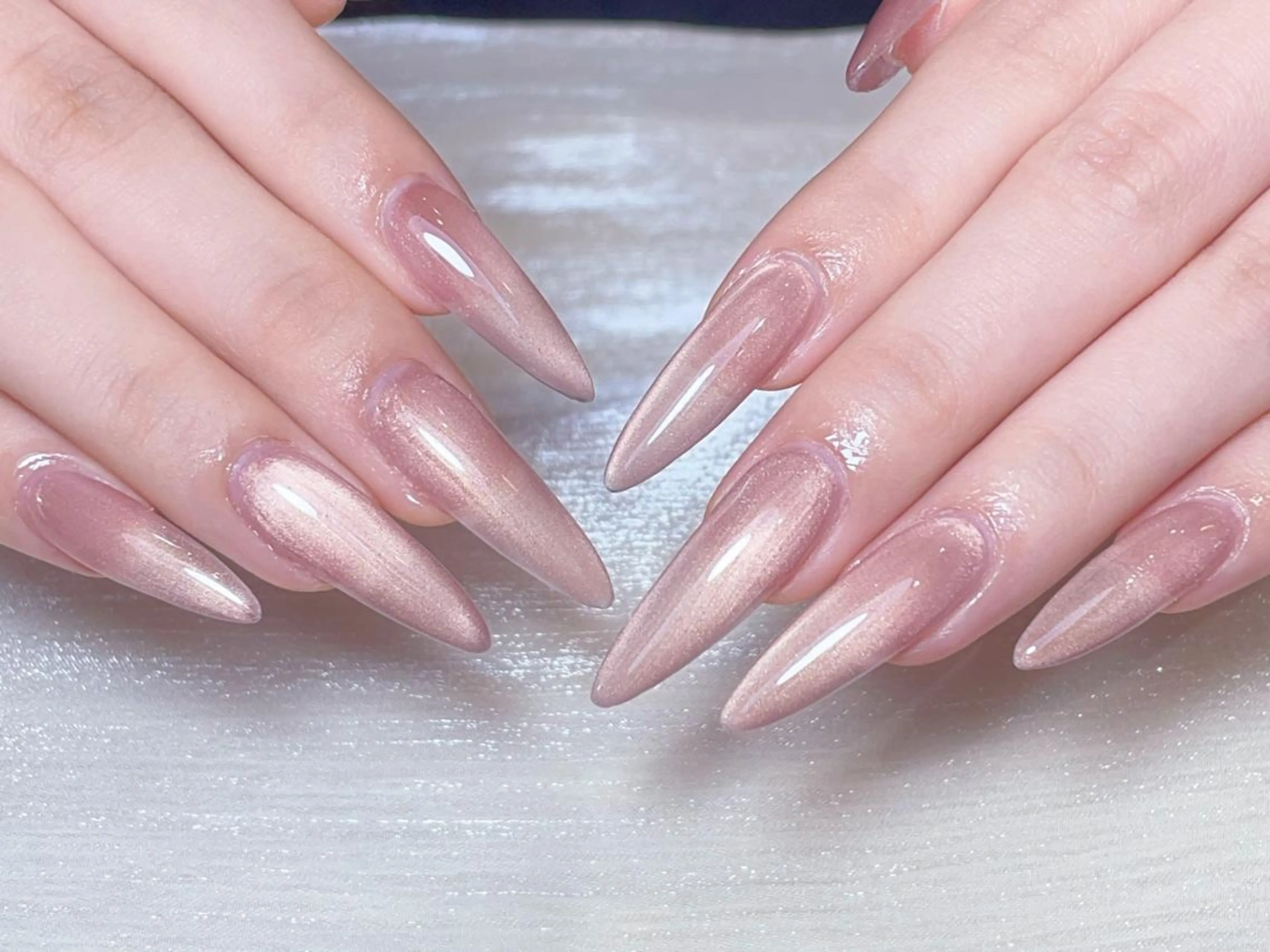ロング 💅 リリアのネイルデザイン