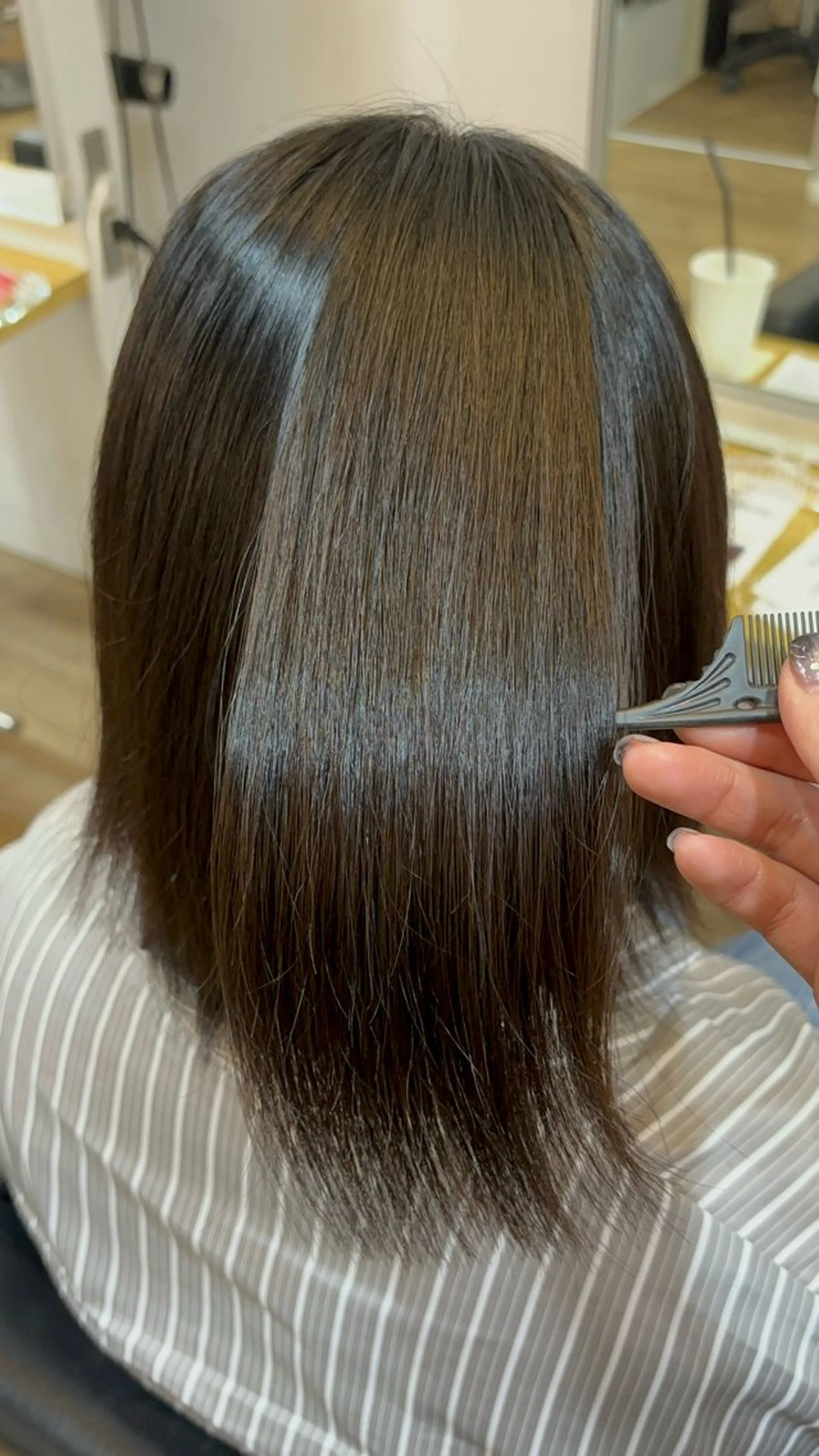 ミディアム シオン/艶髪カラー/ 韓国ヘアのヘアスタイル