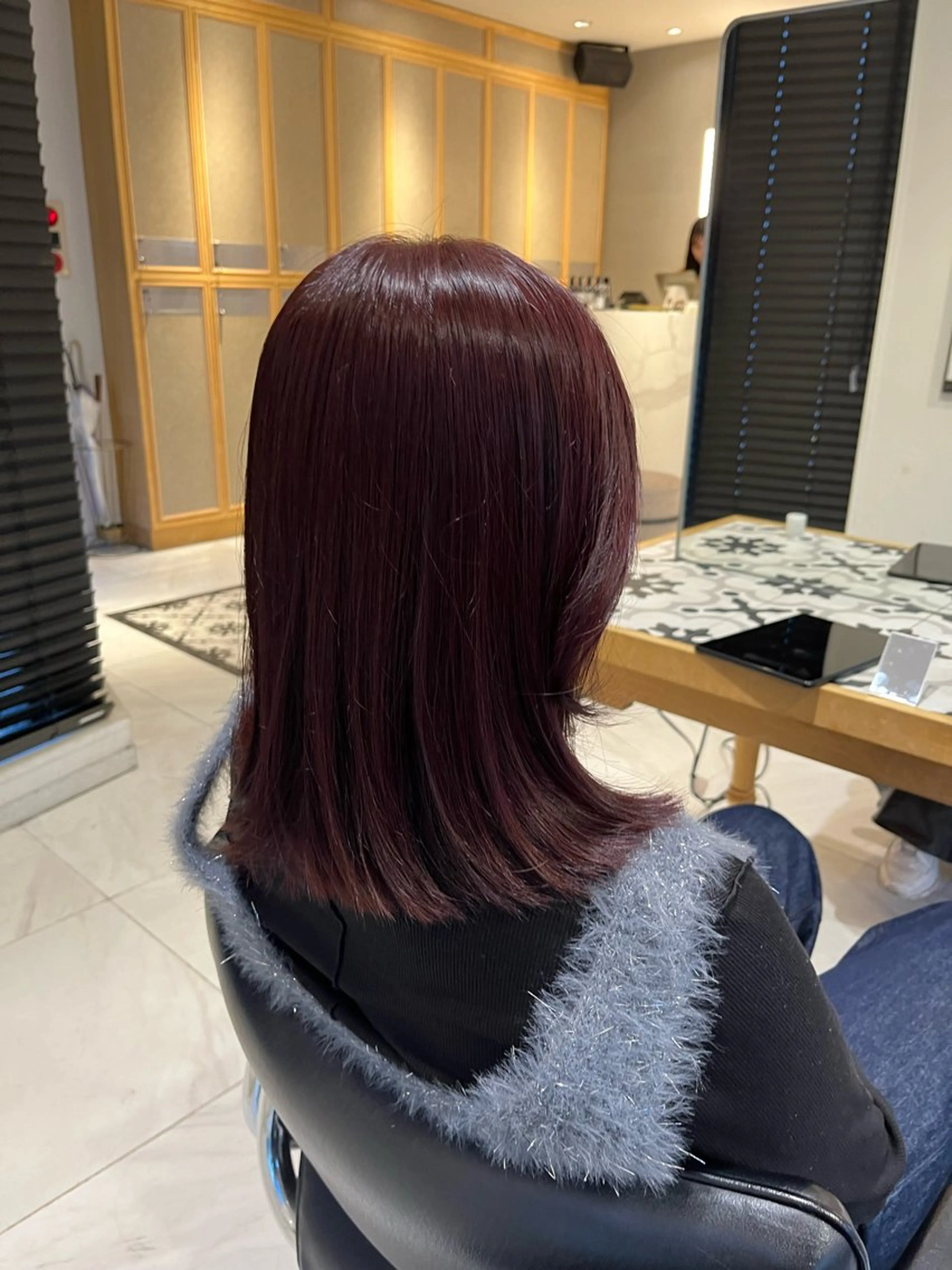 ミディアム カラー ボルドーカラー カット ヘアカラー トリートメント ナミ🩶暗髪/暖色 ❤️/透明感/縮毛のヘアスタイル