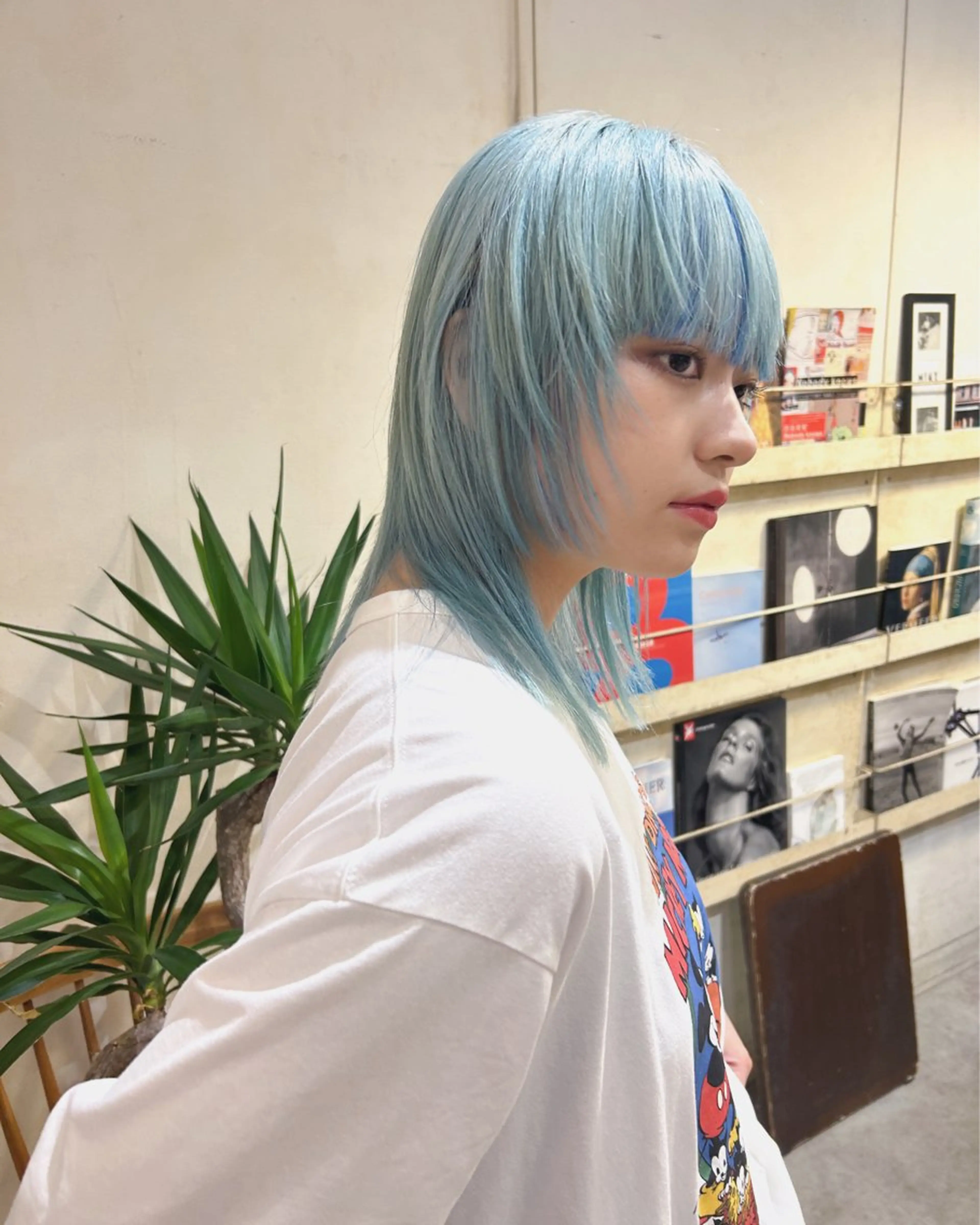 カラー ブリーチ ブルーカラー ﾘｭｳﾄ/ オシャレ製造美容師のヘアスタイル
