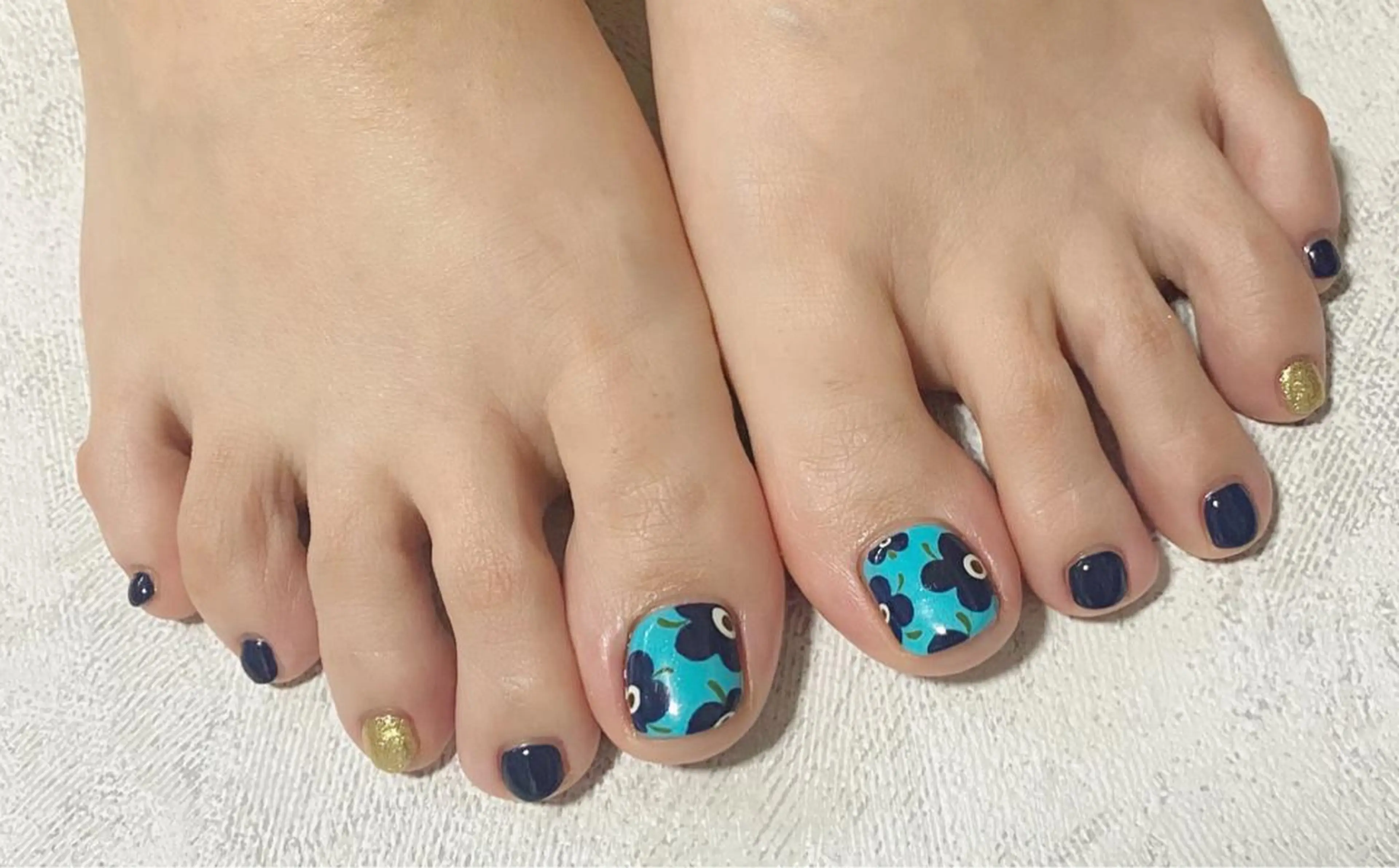 【FOOT／オフ込】持ち込み ✴︎ 𝚜𝚒𝚖𝚙𝚕𝚎の写真