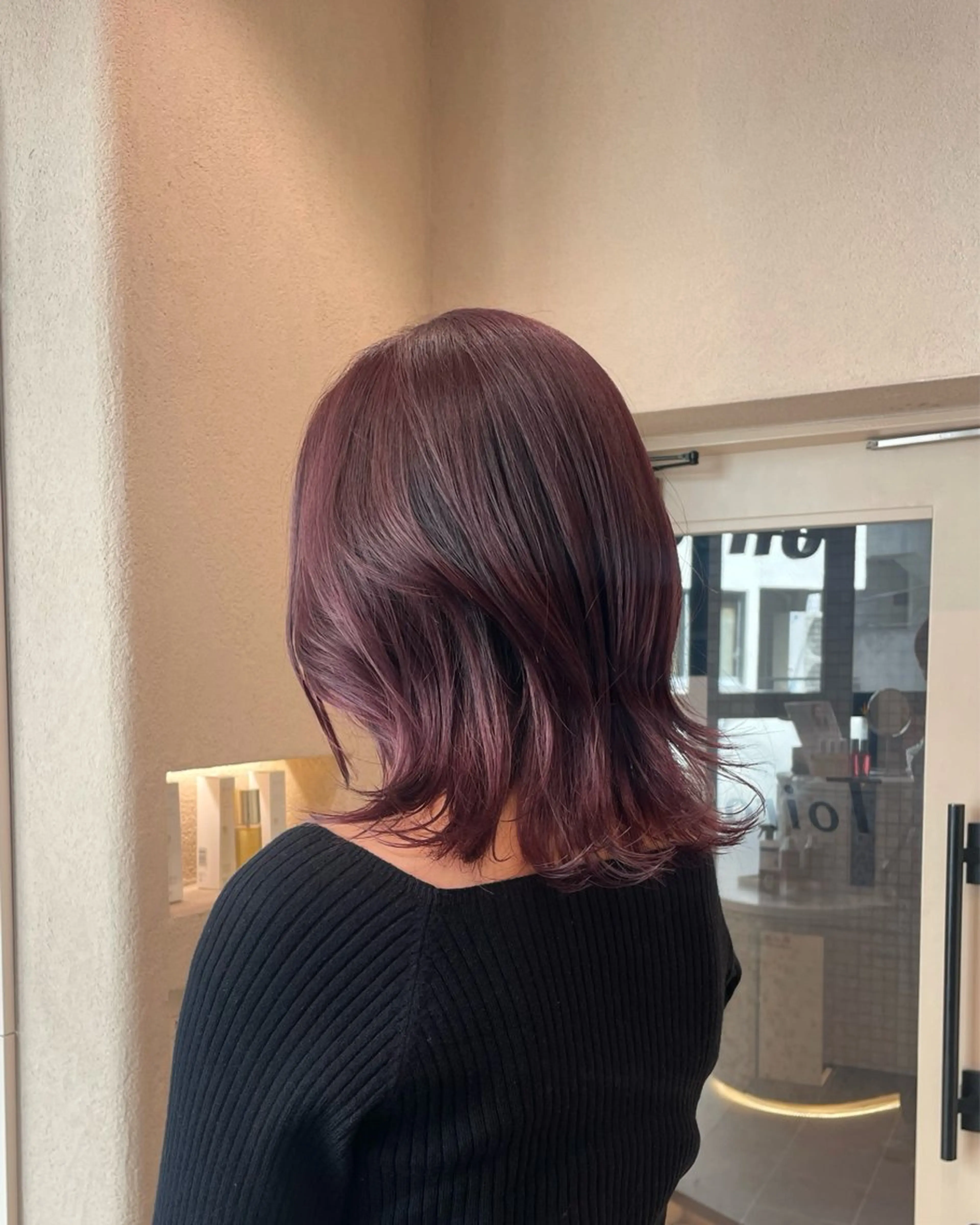 ミディアム カラー ボルドーカラー ピンクカラー レイヤーカット カット ヘアカラー トリートメント 暖色系カラー/オリー ブカラー💚宮城のヘアスタイル