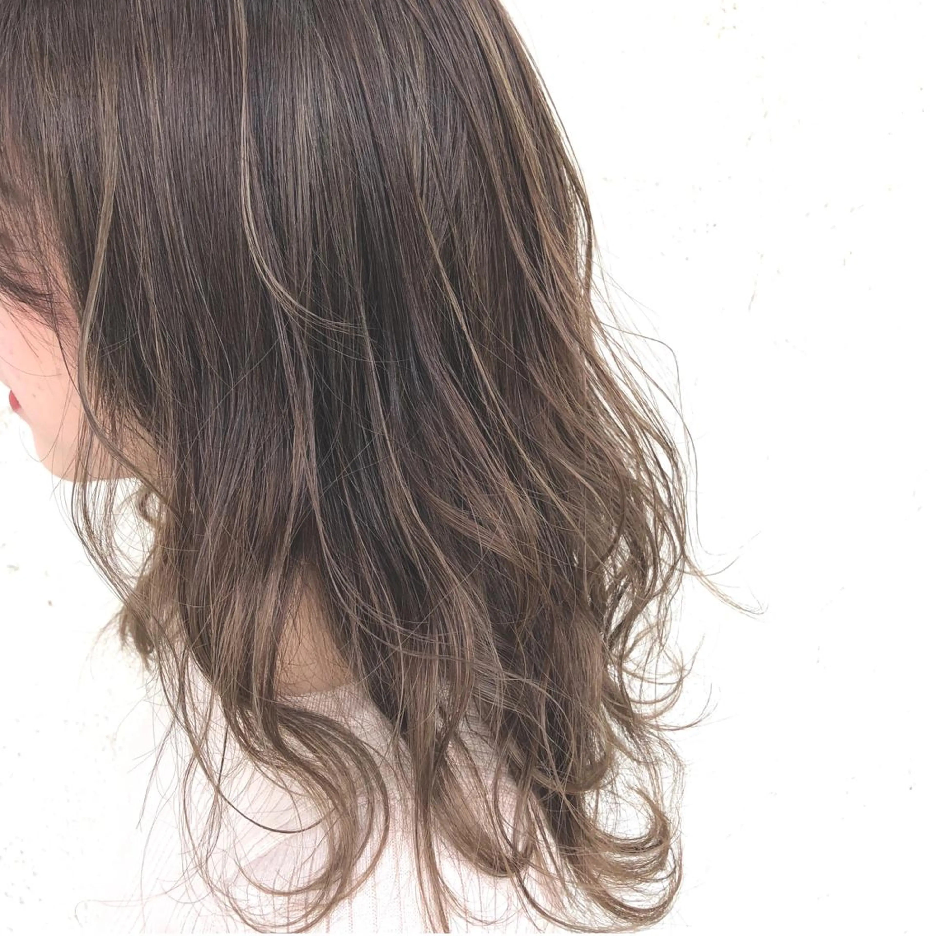 ミディアム カラー アディクシーカラー ヘアカラー トリートメント ヘアセット 艶髪育成サロン 京橋　shinのヘアスタイル