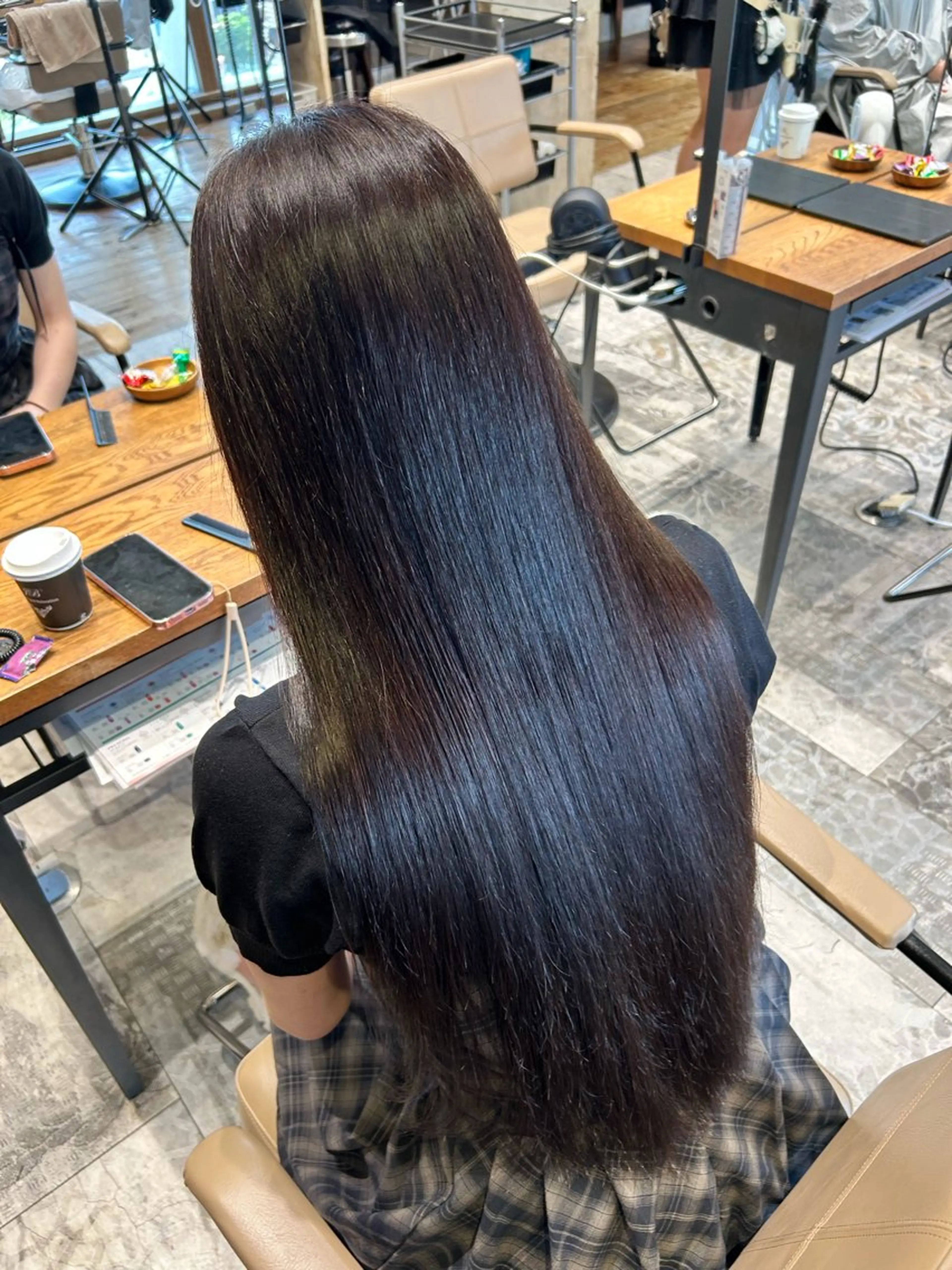 ロング カラー 透明感カラー 髙橋 尚也のヘアスタイル
