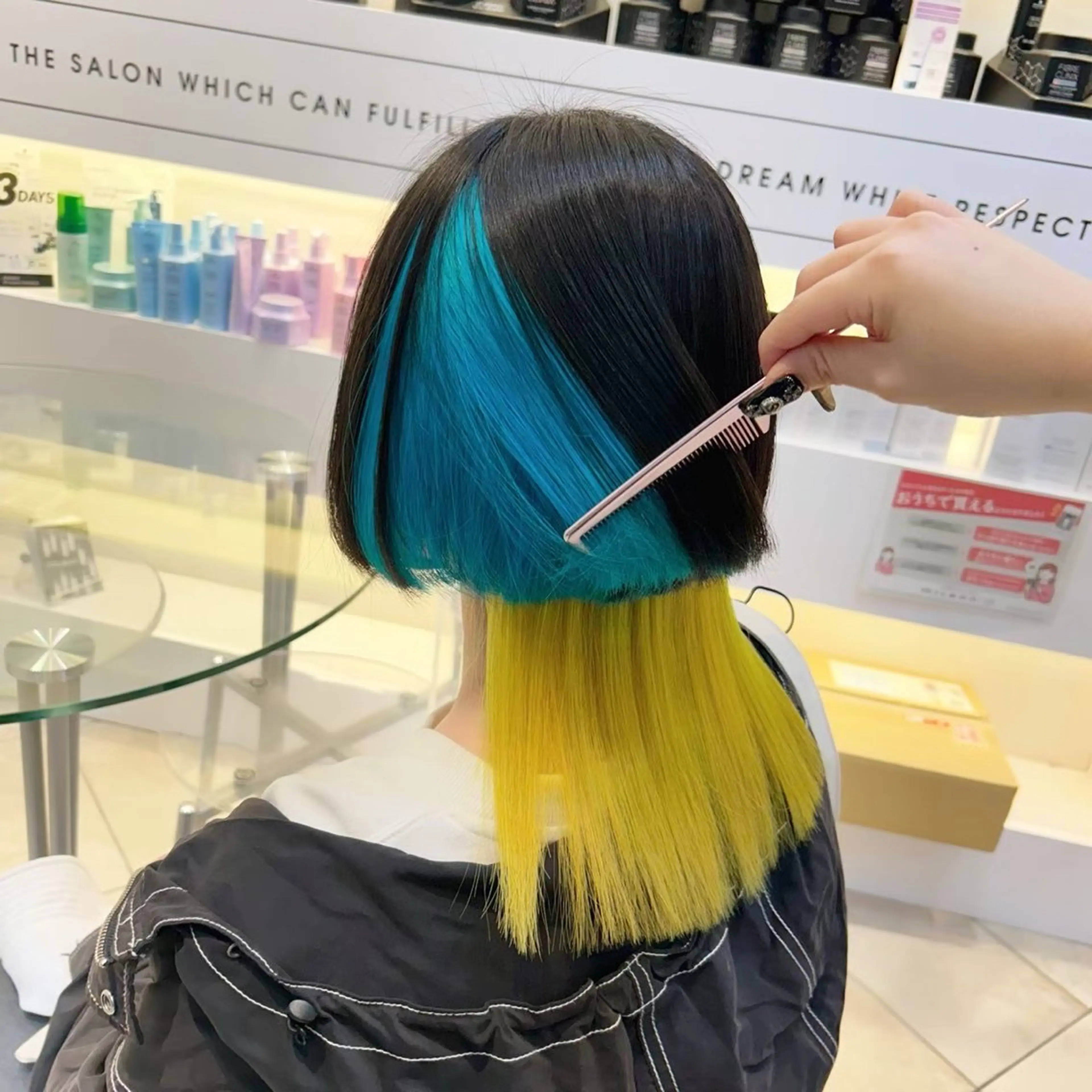 カラー MOKA🌼 淵野辺デザインカラーのヘアスタイル