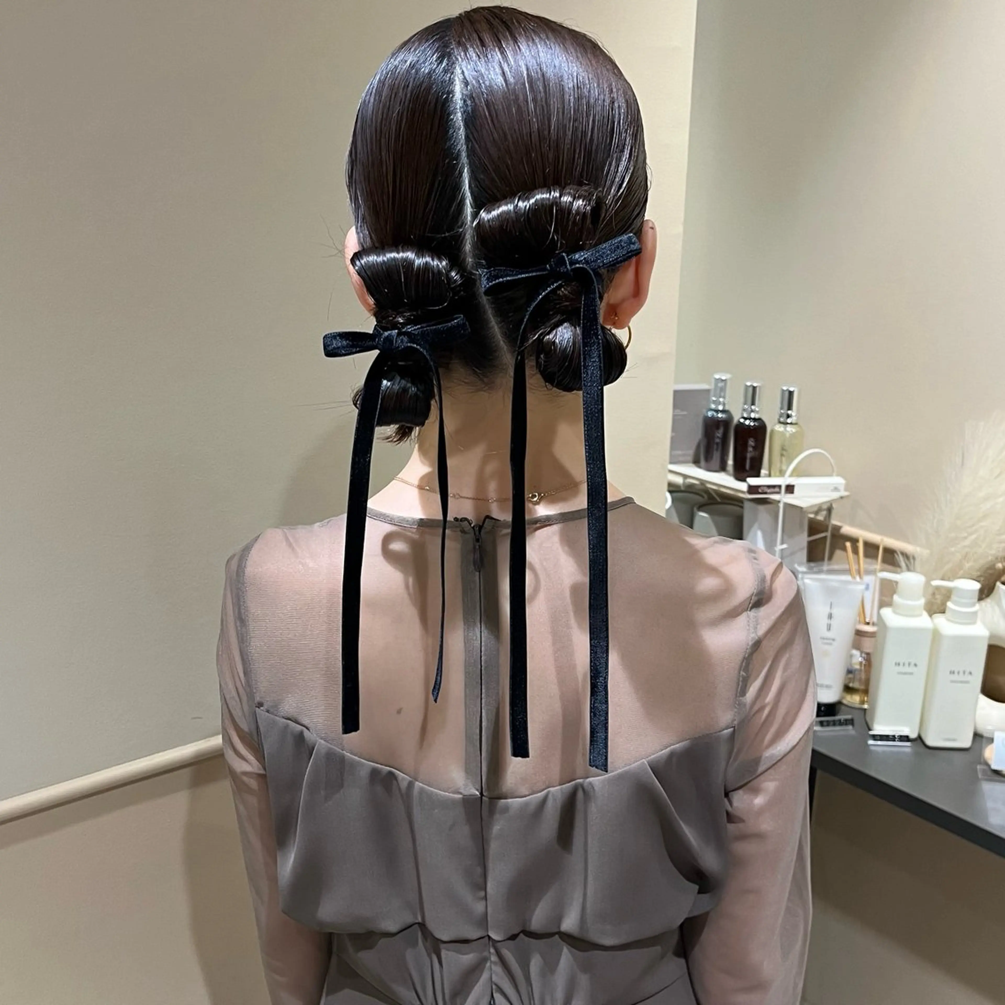 ロング カラー ヘアアレンジ 🫧tomoka 透明感カラー🫧のヘアスタイル