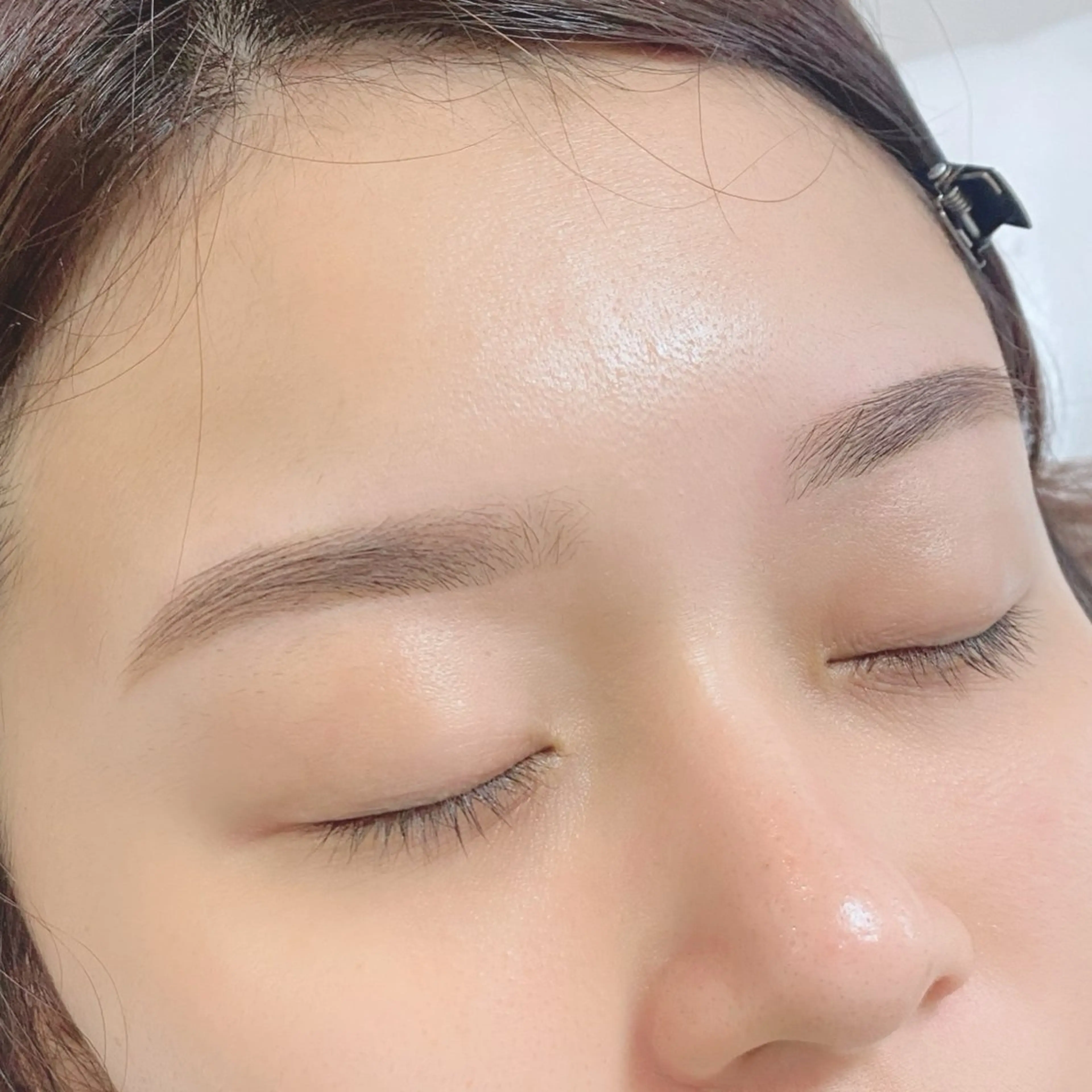 アイブロウ WHITE EYE makiの眉毛・アイブロウイメージ