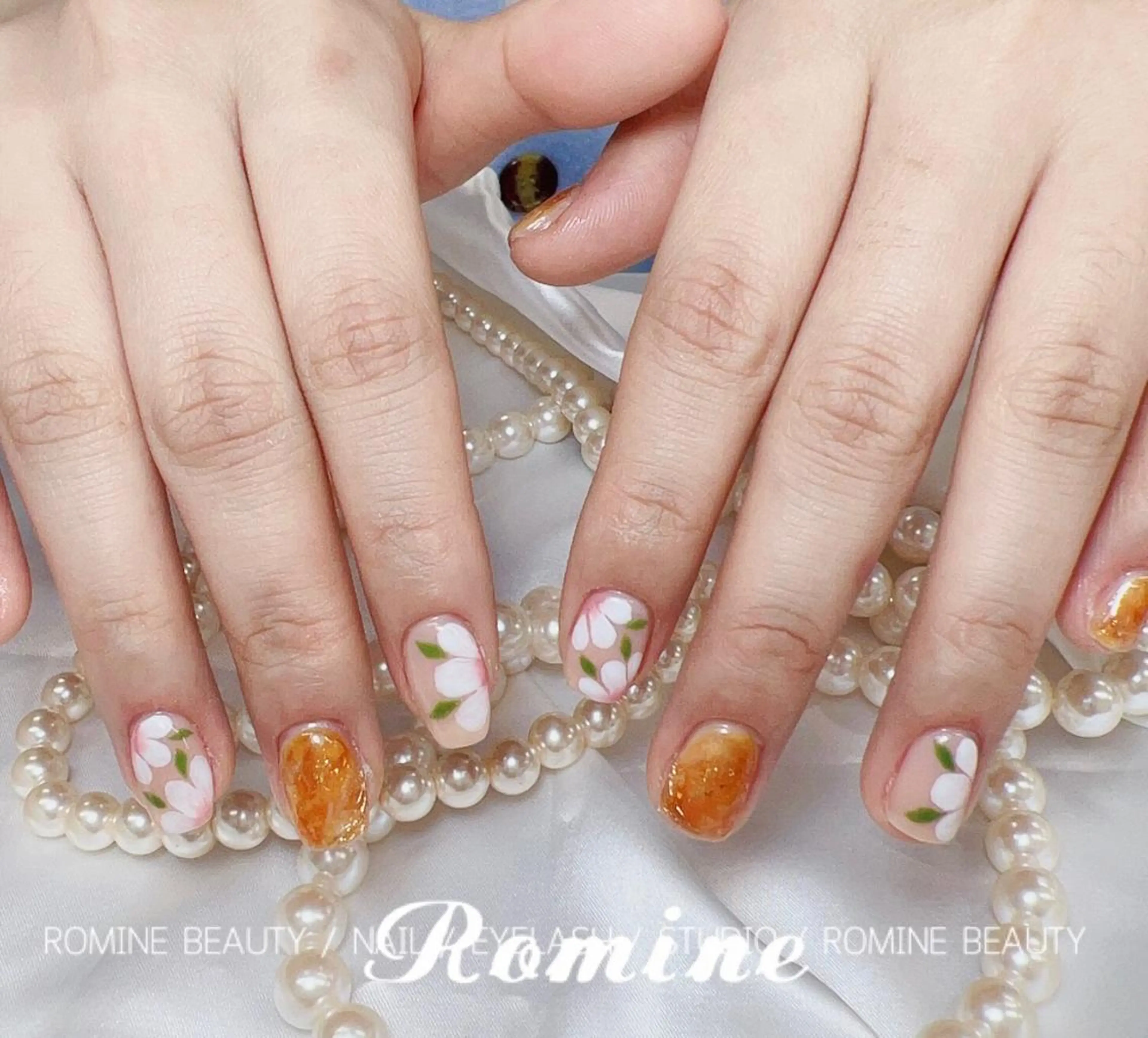 ネイル Romine アイラッシュ&ネイルのマツエク・マツパデザイン