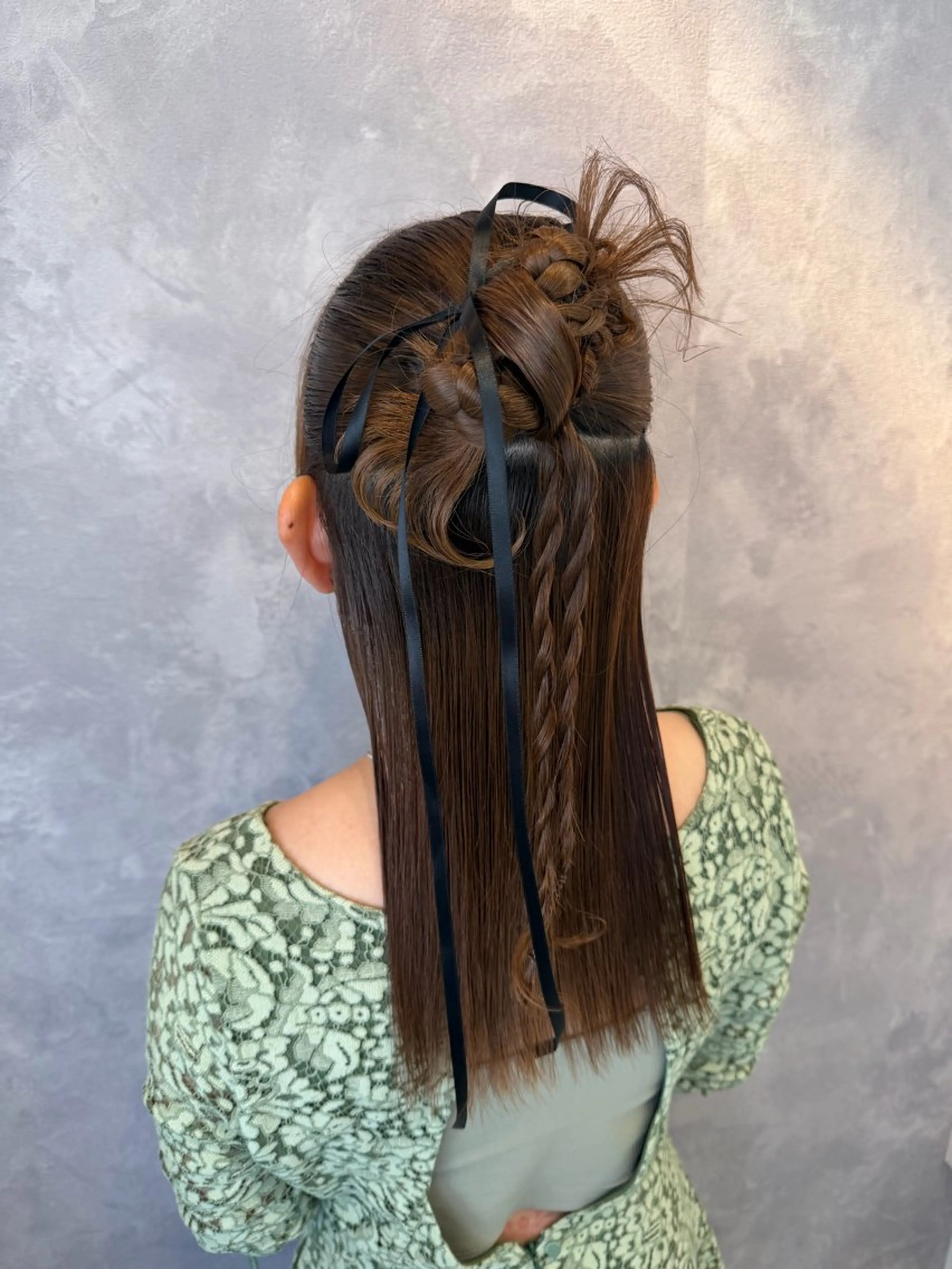 ヘアアレンジ ヒヨシ ルナのヘアスタイル