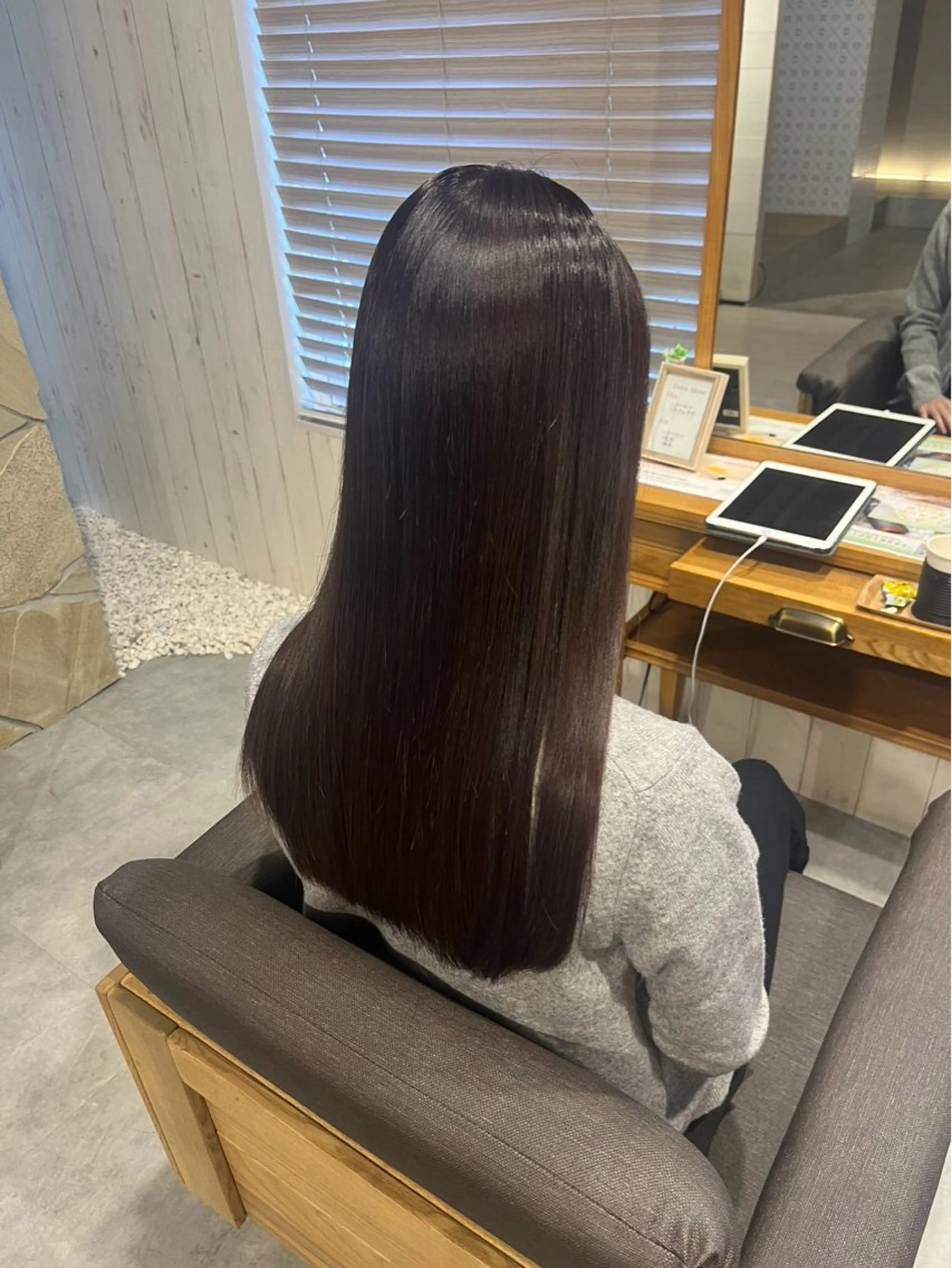 カラー 阿部 楓のヘアスタイル