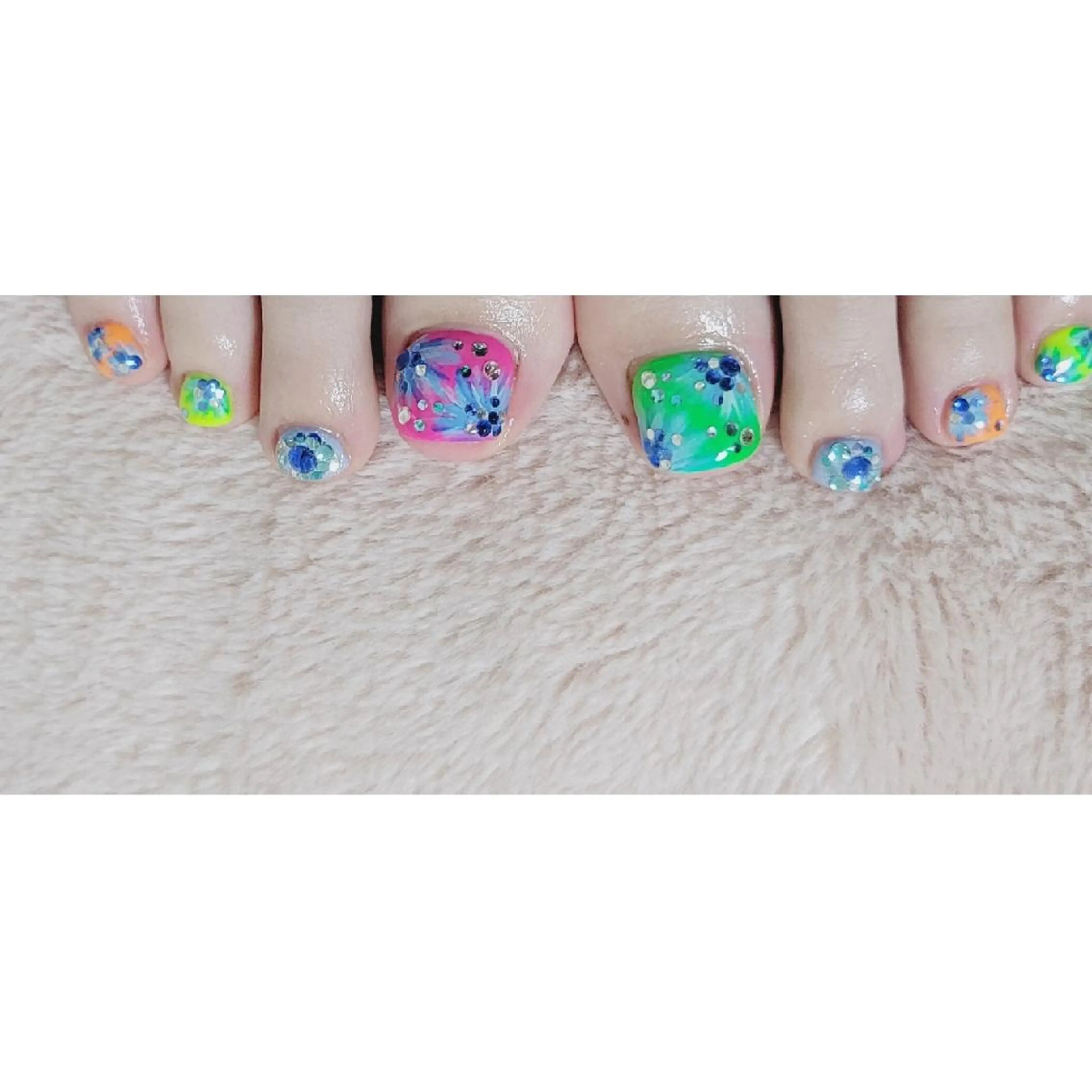 ネイル フットネイル ネイルサロンほっこり kanaのネイルデザイン