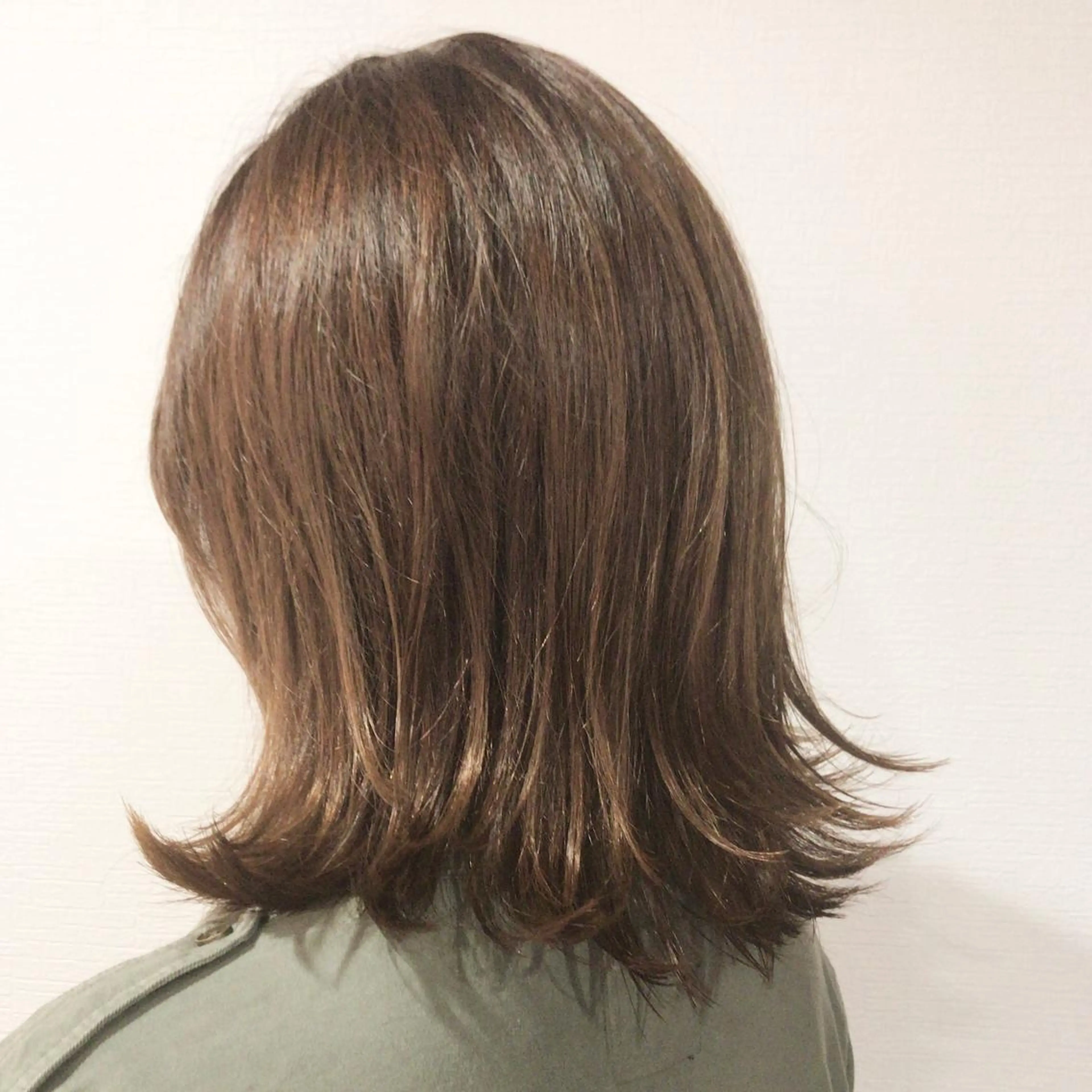 ミディアム カラー レイヤーカット匠 イソザキノリユキのヘアスタイル